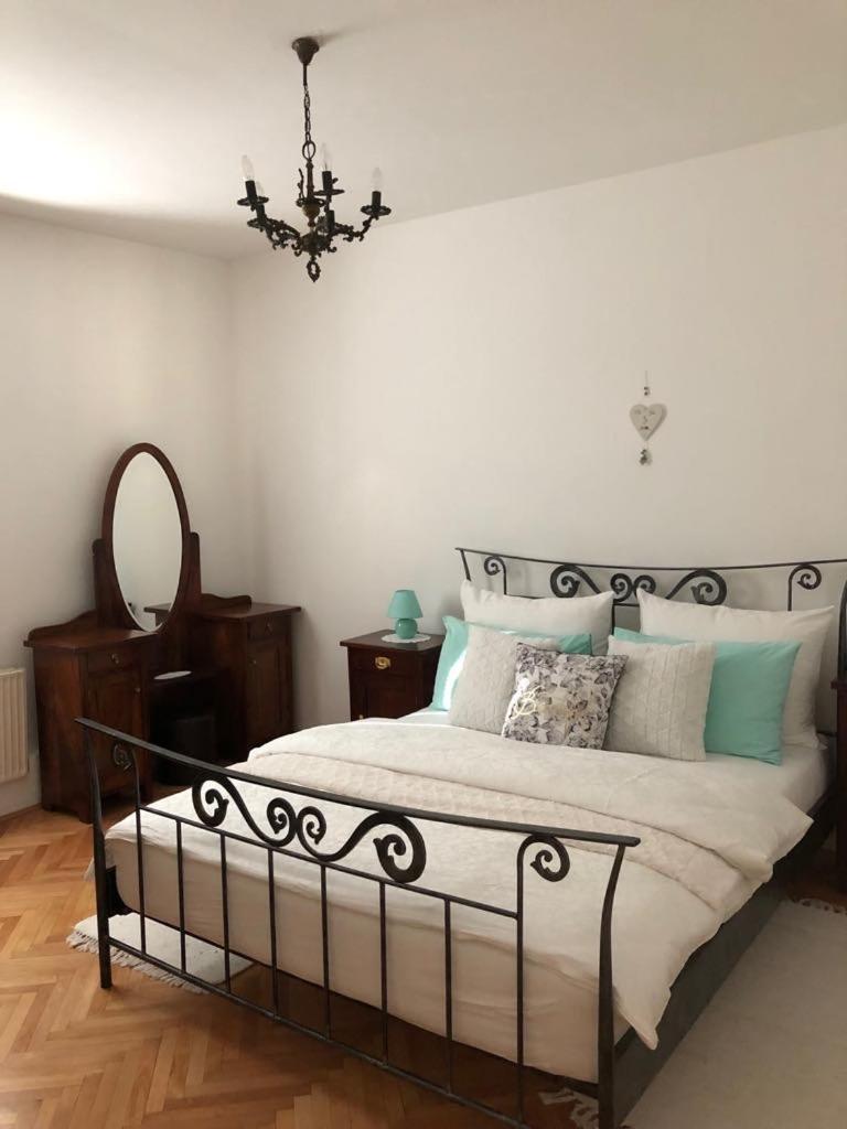 Charming Apartments Ana