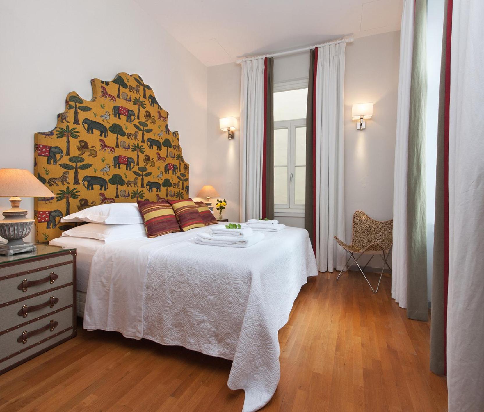Acropolis TownHouseCo Suites