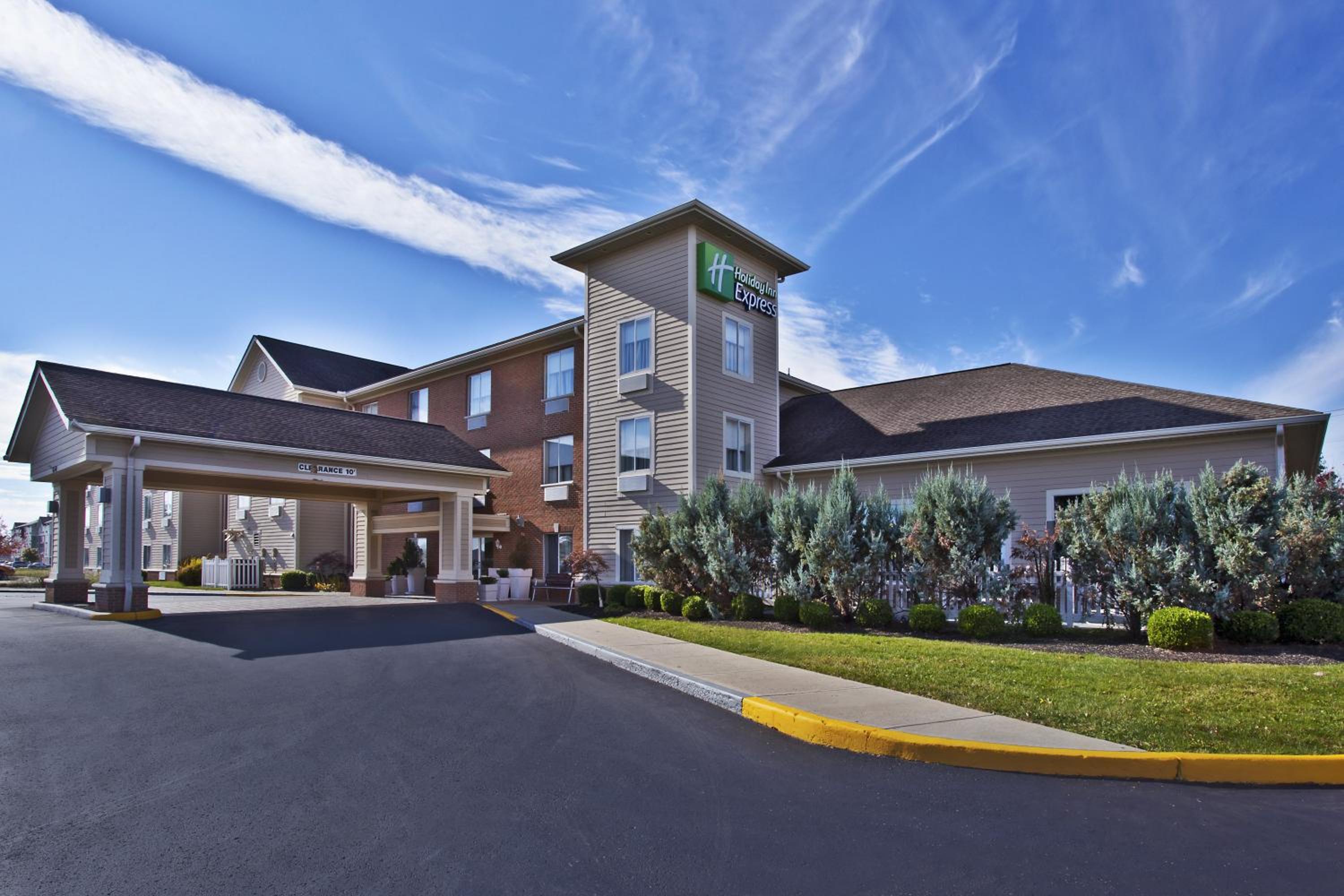 Hotel Holiday Inn Express Hotel & Suites Columbus Southeast Groveport, an IHG Hotel - Image 1