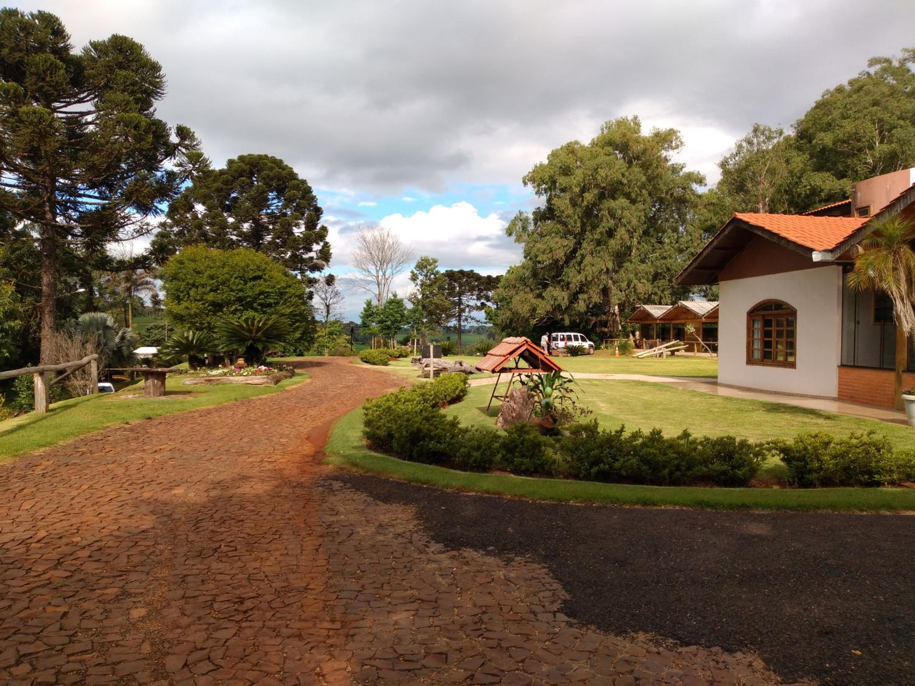 Hotel e Camping Espaço Verde Pousada