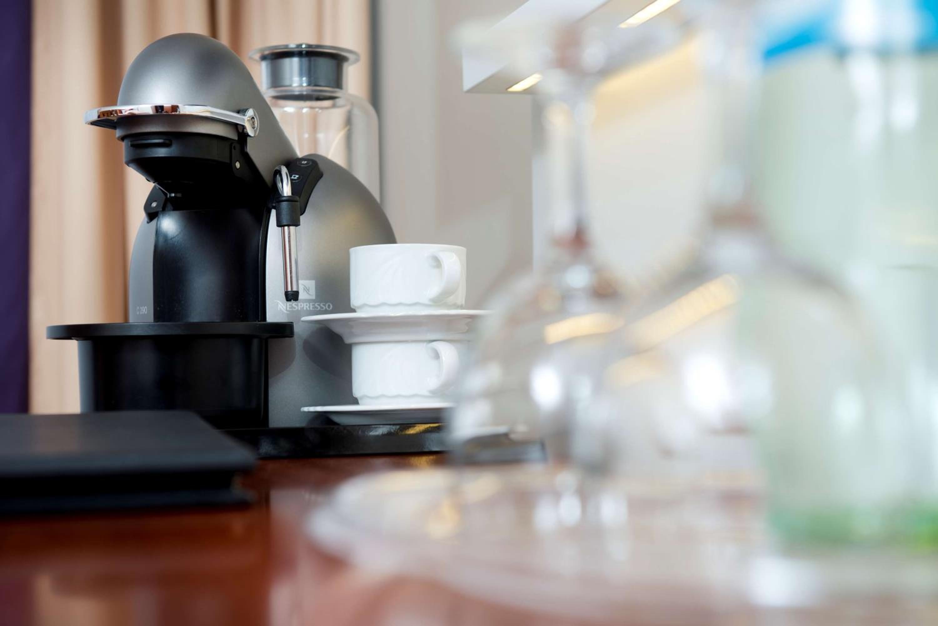 Dresden Vacations - Radisson Blu Park Hotel  Conference Centre - Property Image 10