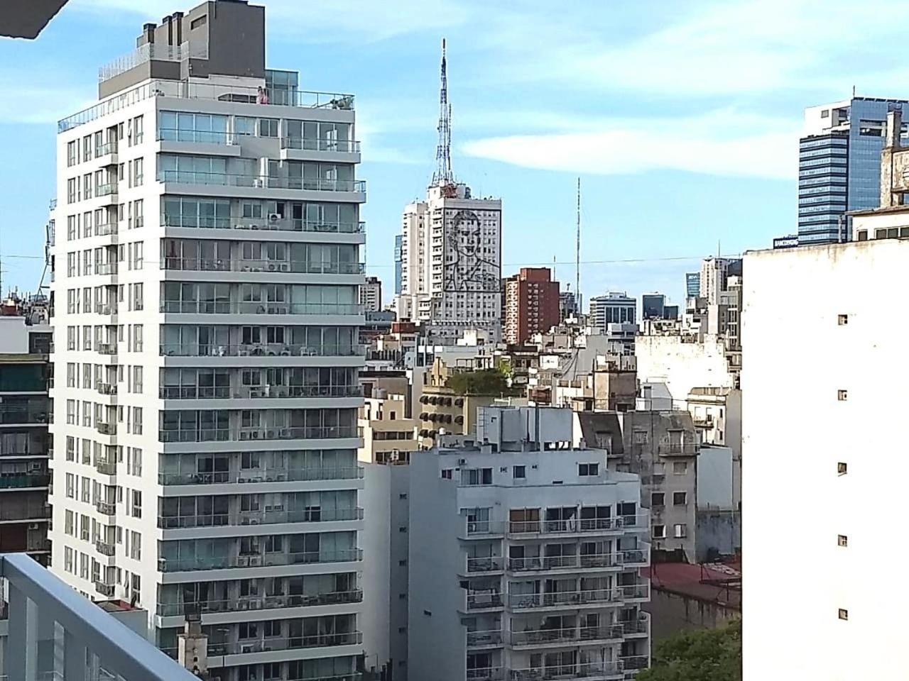 Independencia 1302 10A by HB