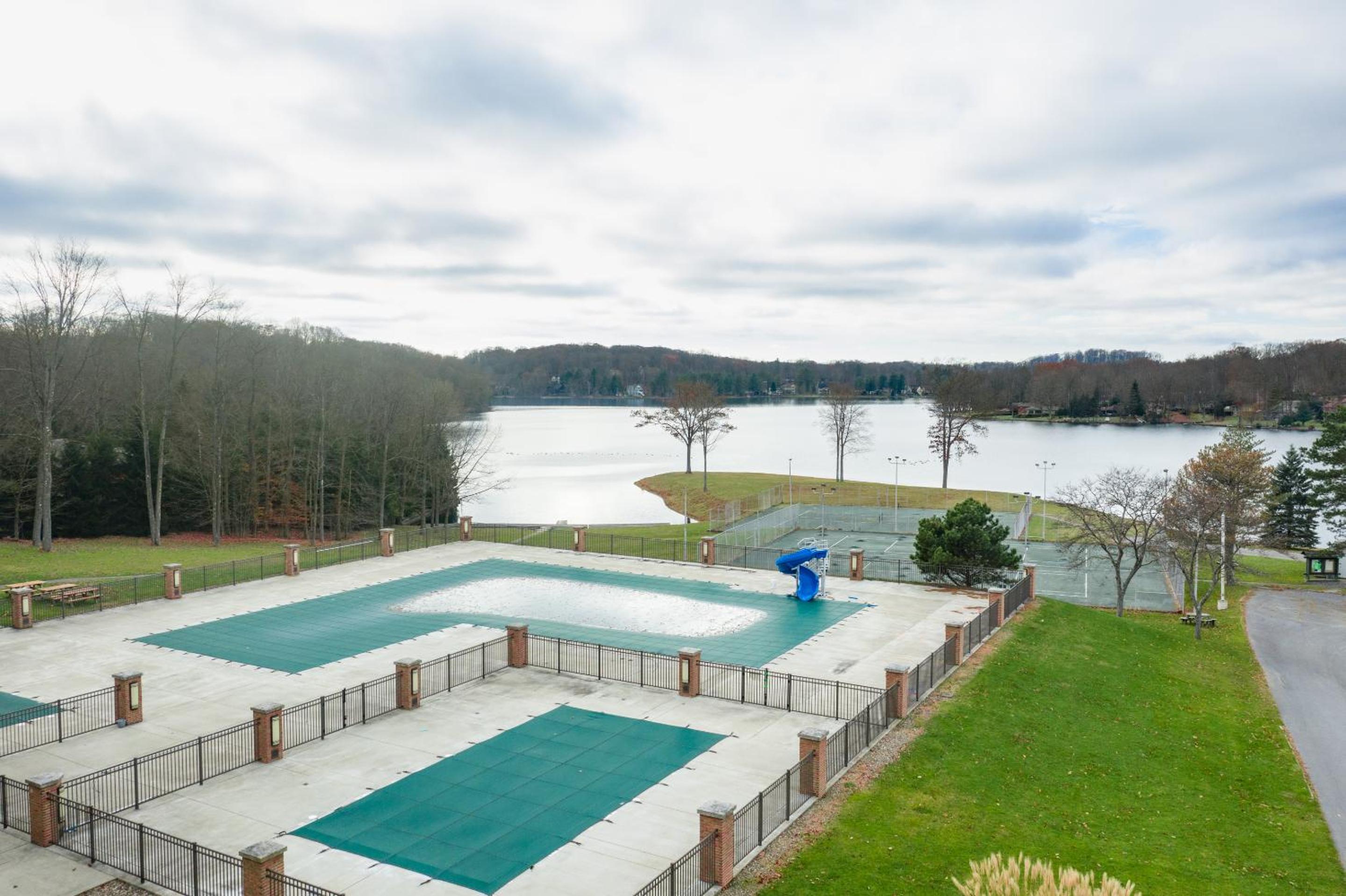 Crown Resorts at Silverwoods - Property Image 14