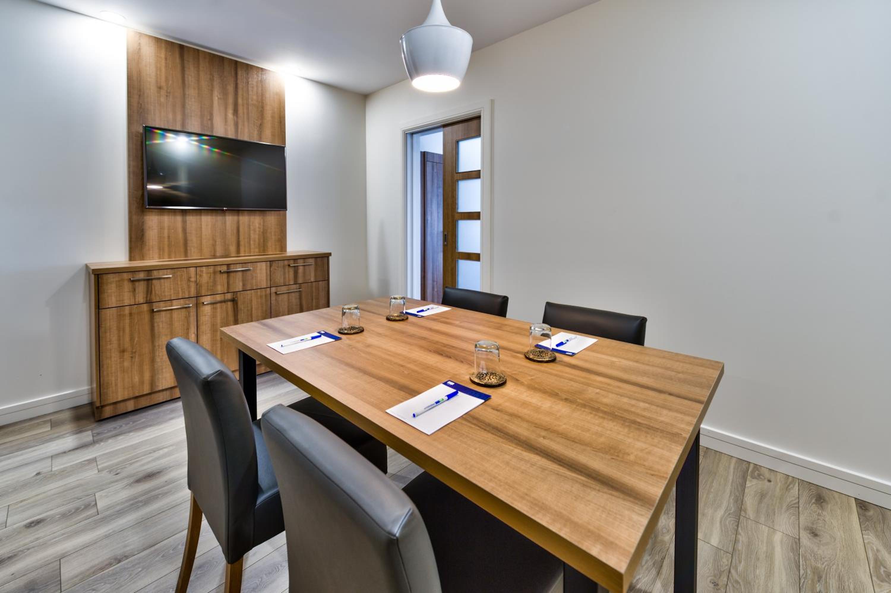 Trois-rivieres Vacations - Holiday Inn Express Suites - Trois Rivieres Ouest, an IHG Hotel - Property Image 37