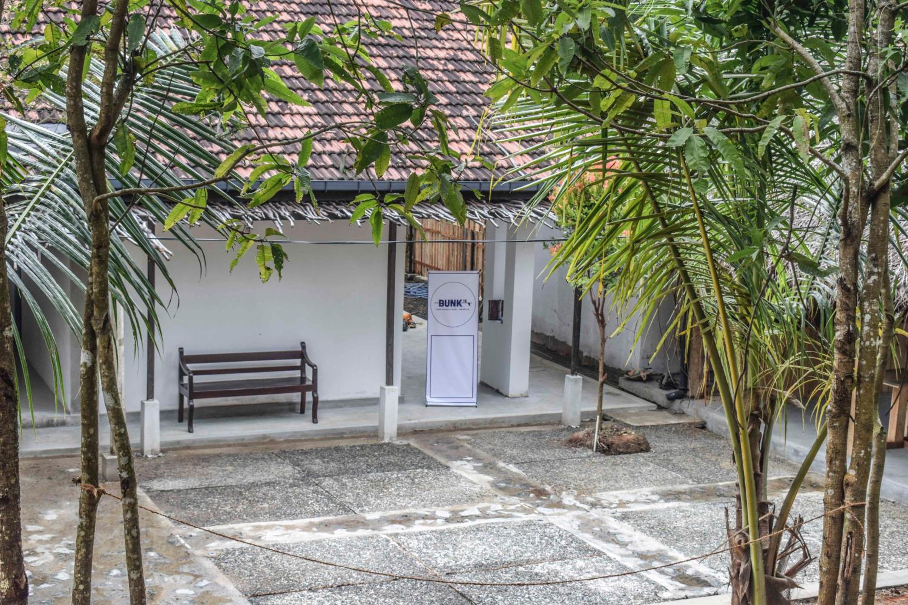 Hotel Bunk 15 Hiriketiya - Image 1