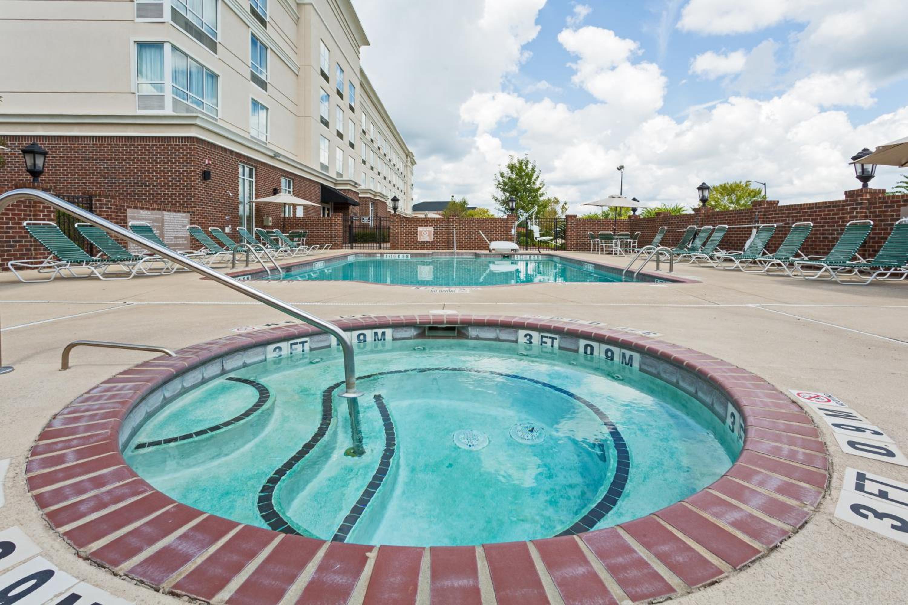Statesboro Vacations - Holiday Inn Statesboro-University Area, an IHG Hotel - Property Image 1
