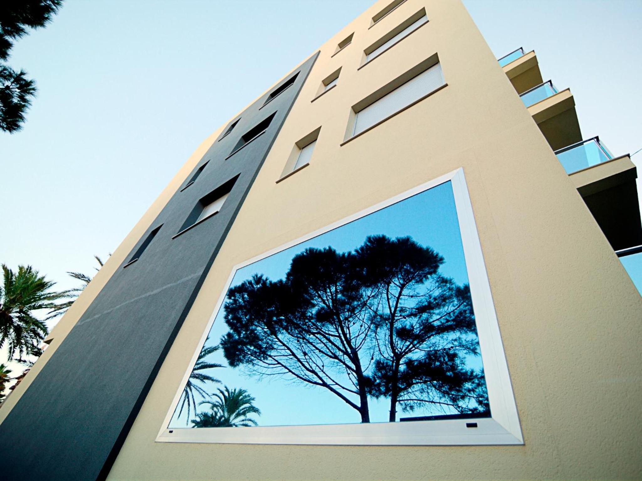 Apartamentos Bravosol VyB