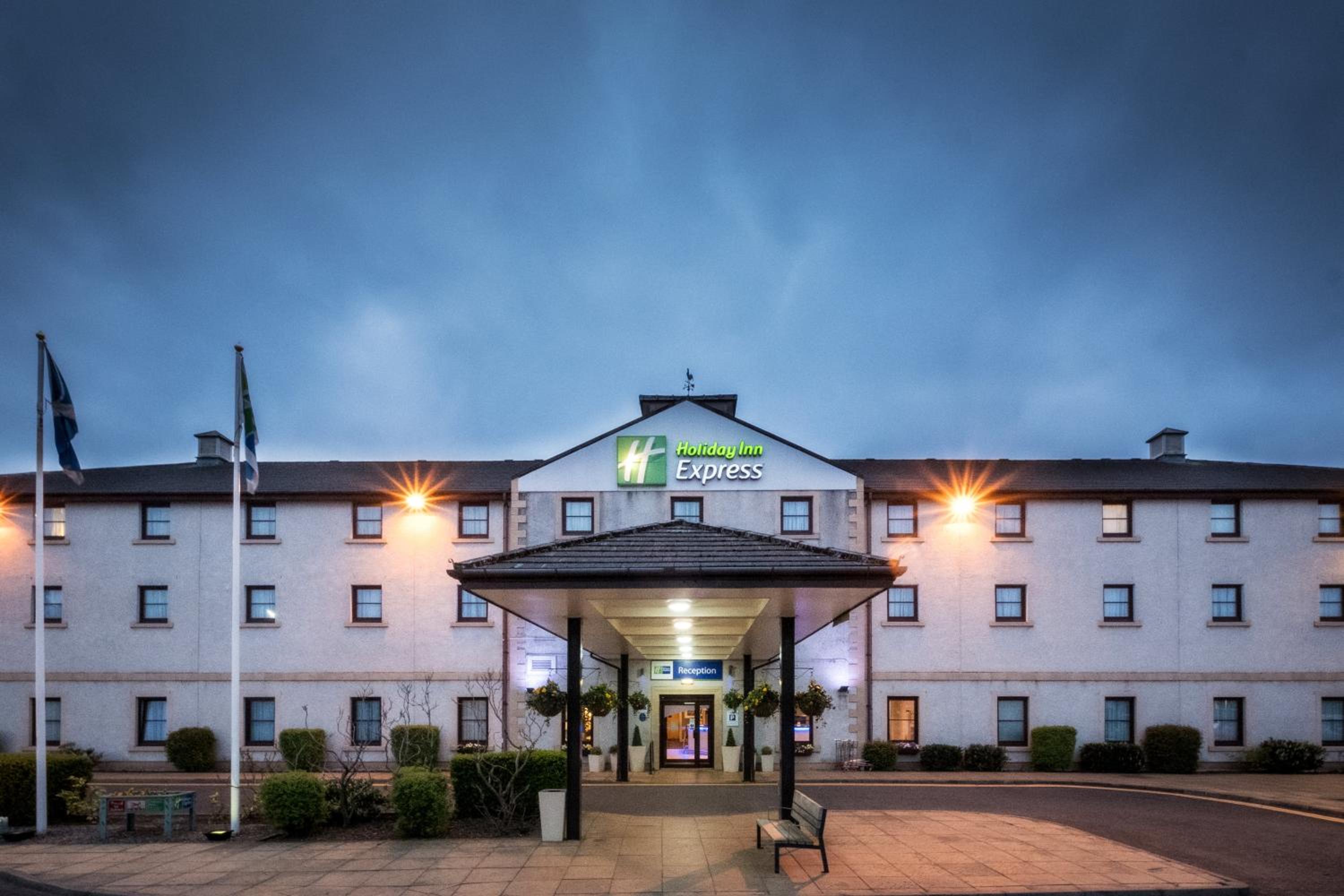 Perth Vacations - Holiday Inn Express Perth, an IHG Hotel - Property Image 12