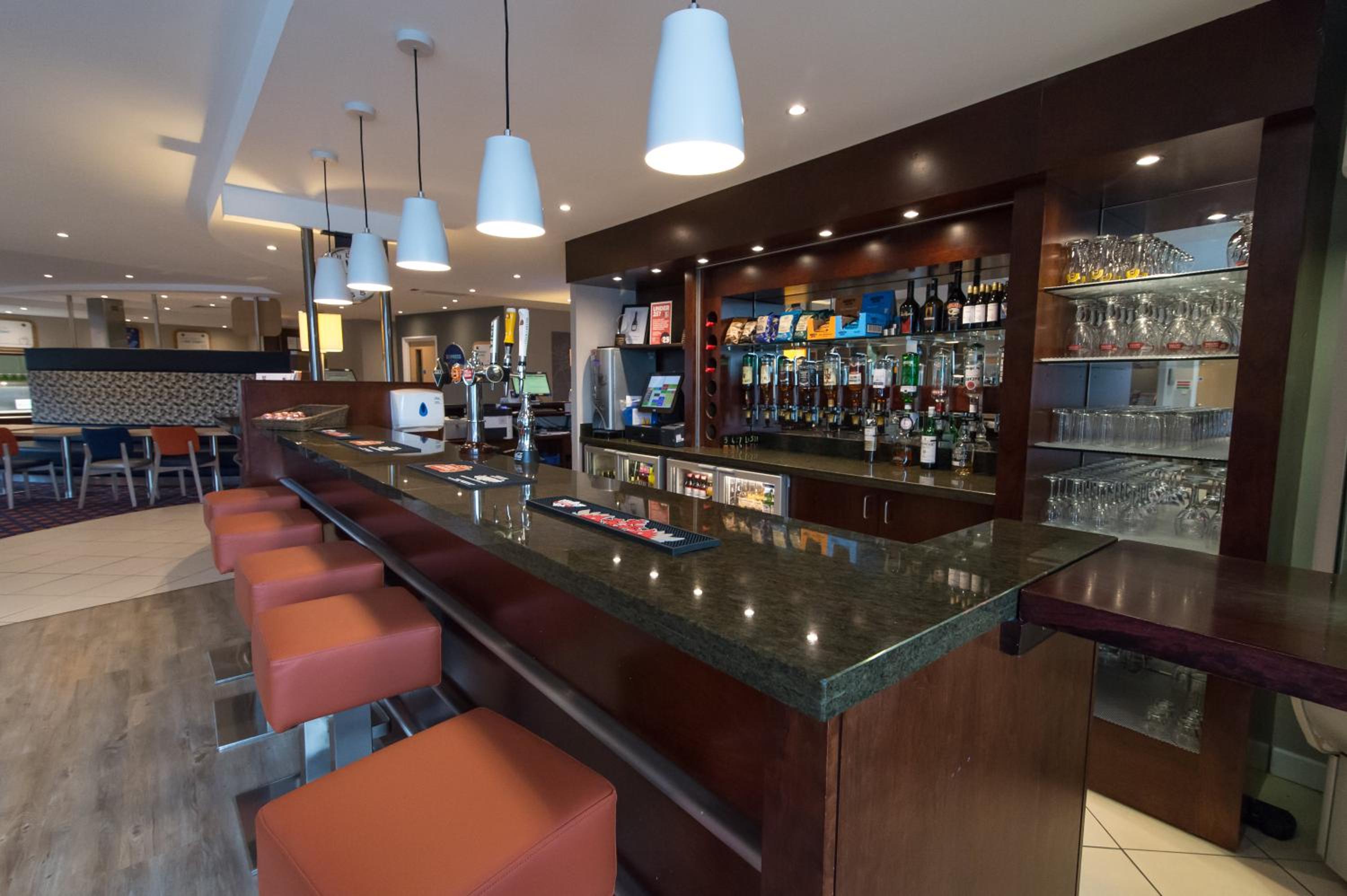 Dunfermline Vacations - Holiday Inn Express Dunfermline, an IHG Hotel - Property Image 8