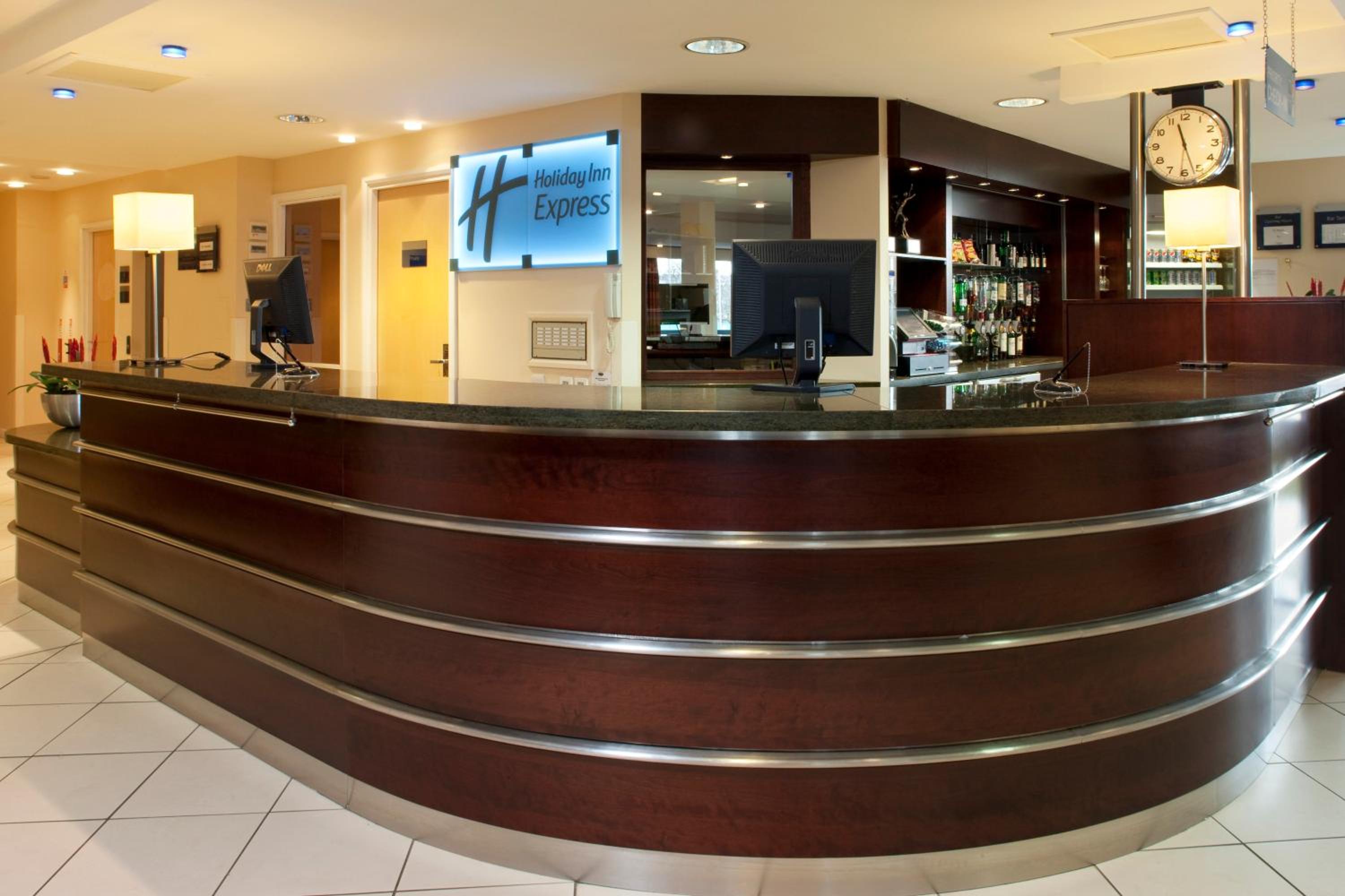 Dunfermline Vacations - Holiday Inn Express Dunfermline, an IHG Hotel - Property Image 6