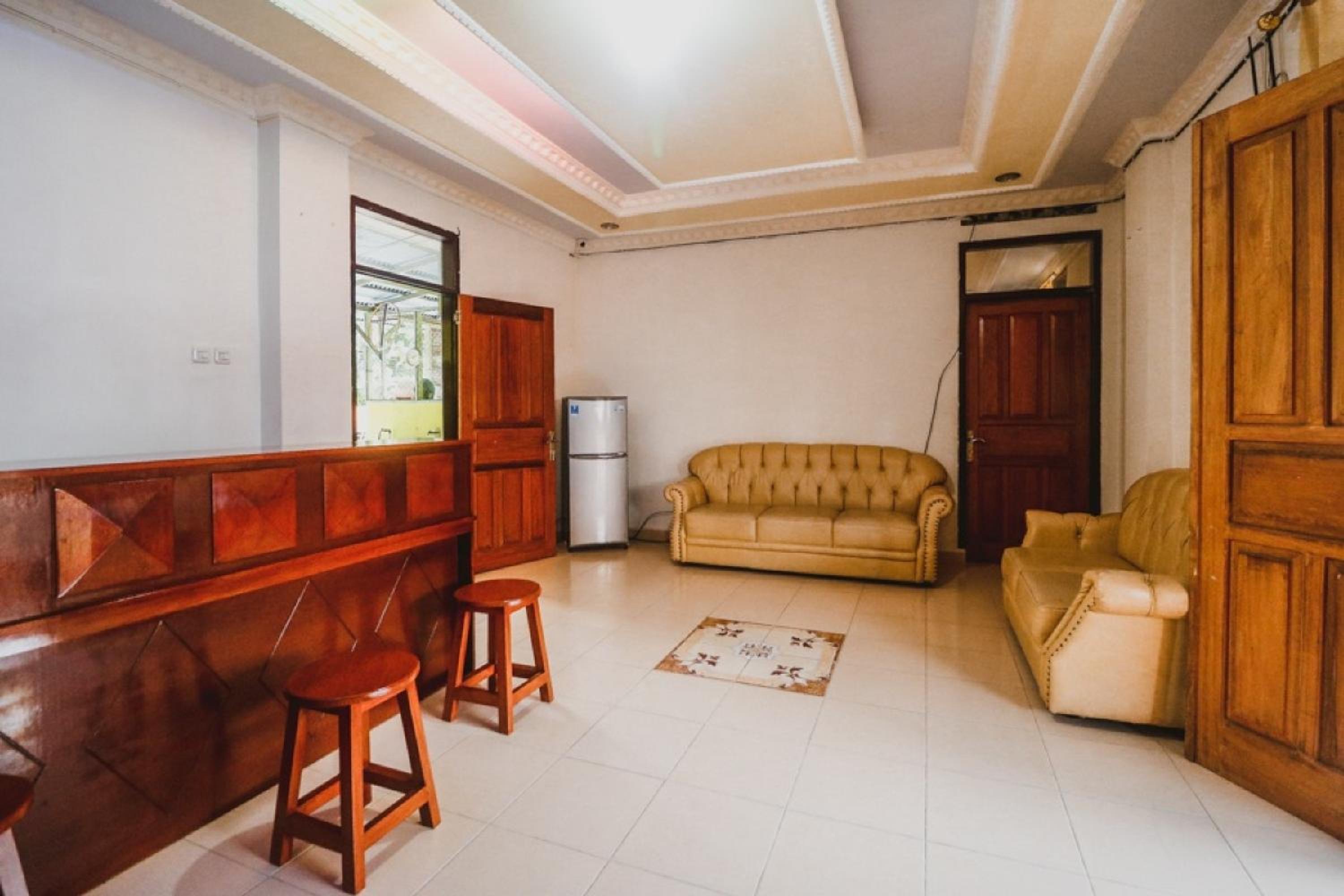 RedDoorz @ Malalayang Manado view 4