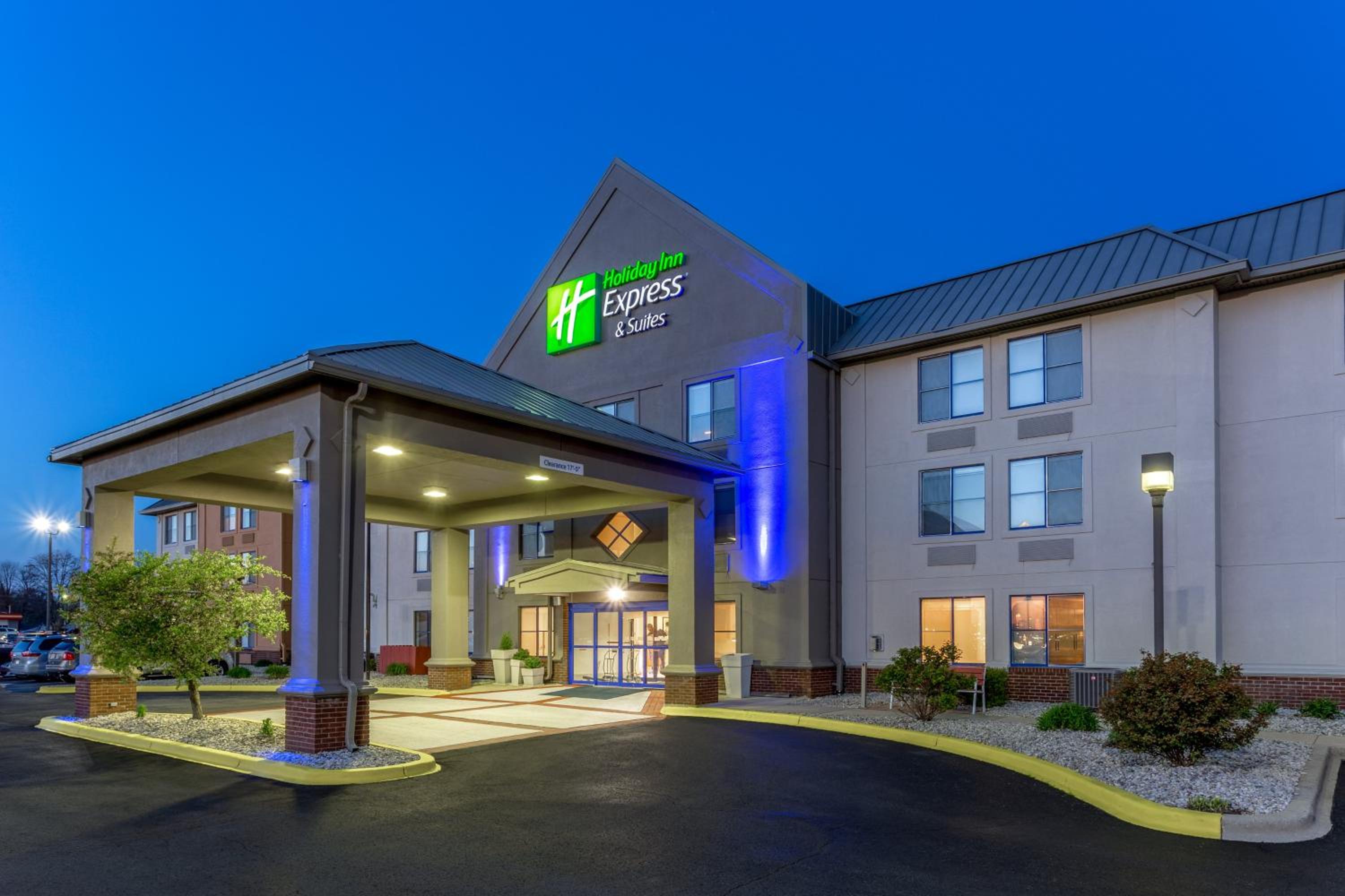 Hotel Holiday Inn Express & Suites Scottsburg By Ihg