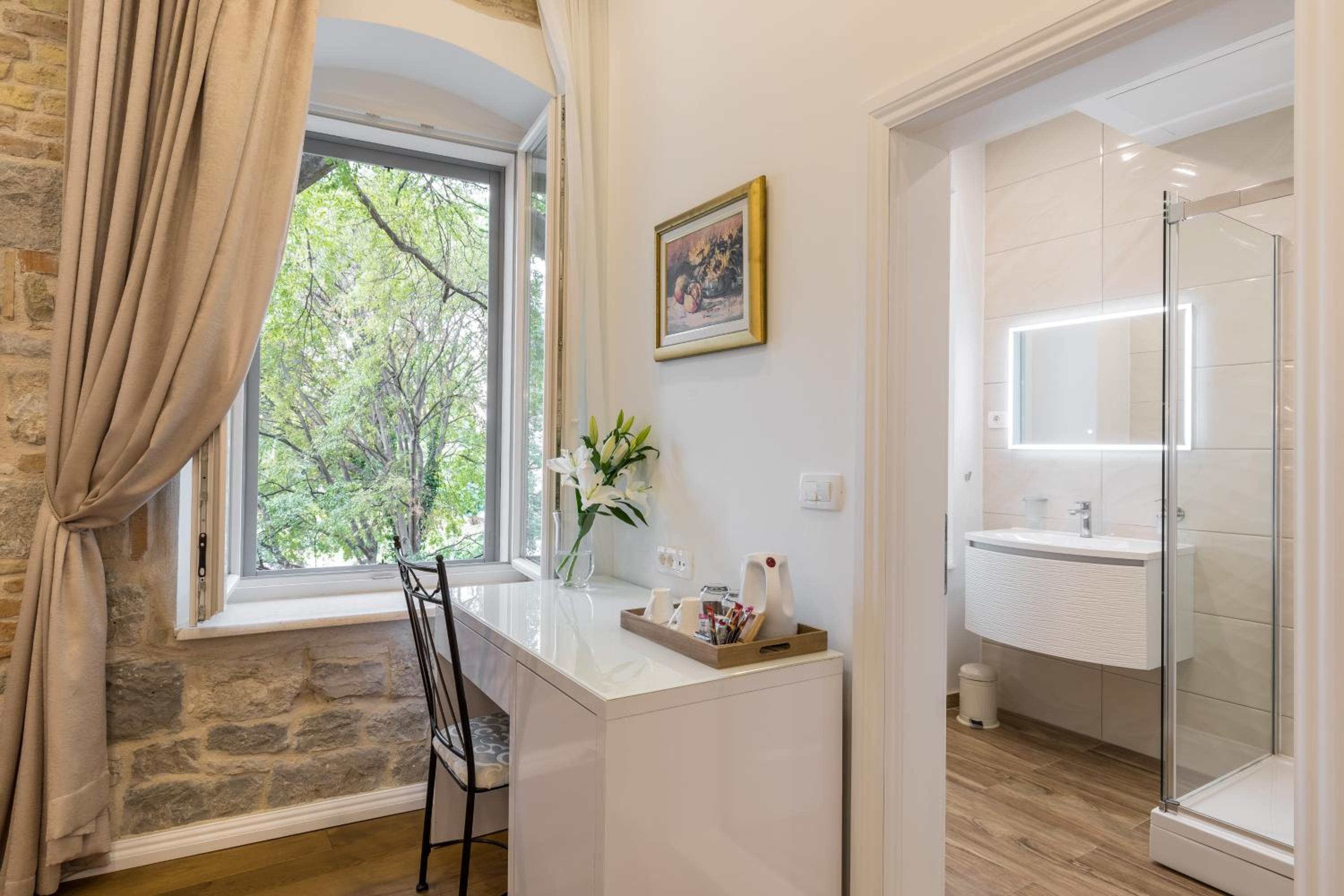 Pellegrini Luxury Rooms photo 48 of 76