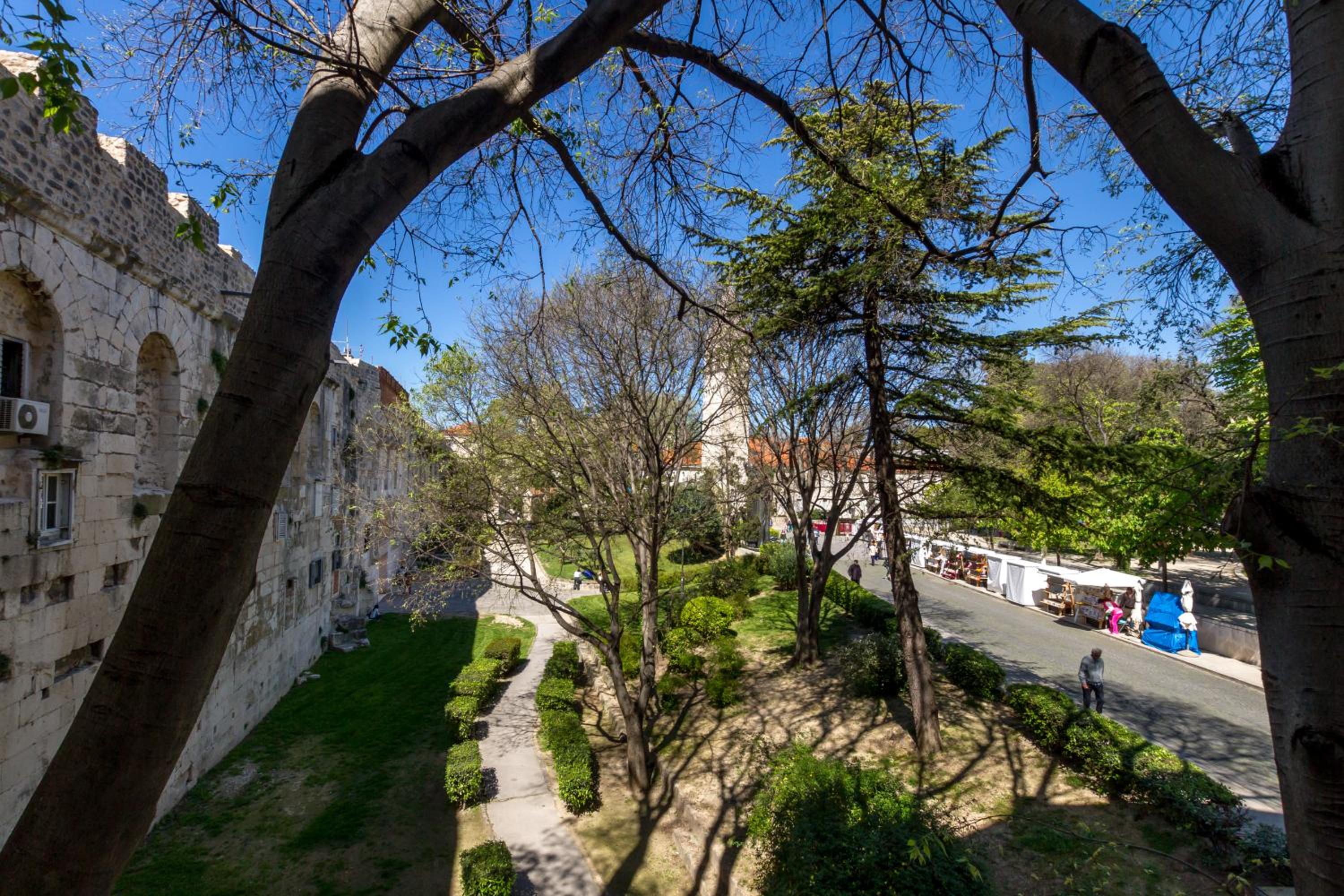 Pellegrini Luxury Rooms en Split — balance & terrace
