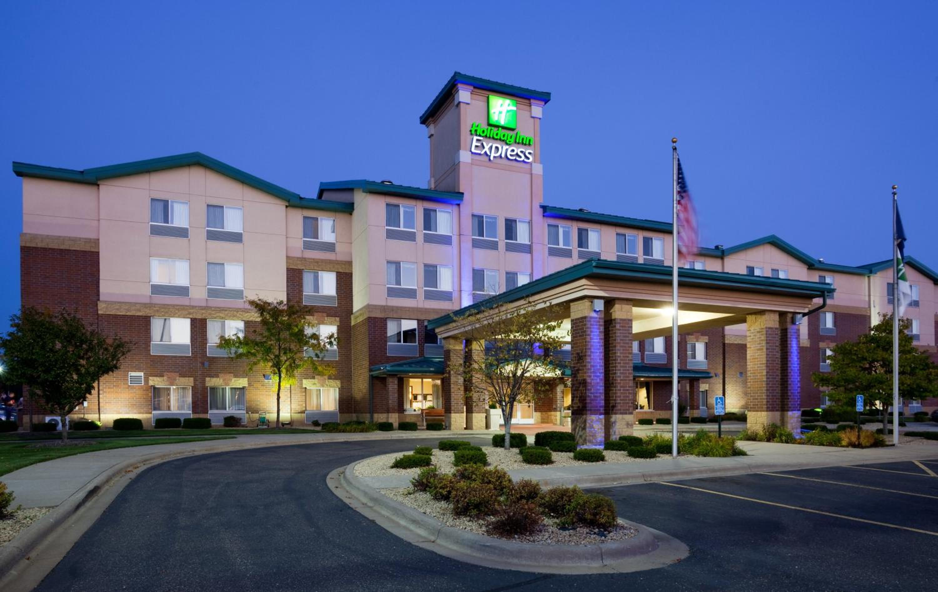 Hotel Holiday Inn Express & Suites St. Paul Ne (vadnais Heights) By Ihg