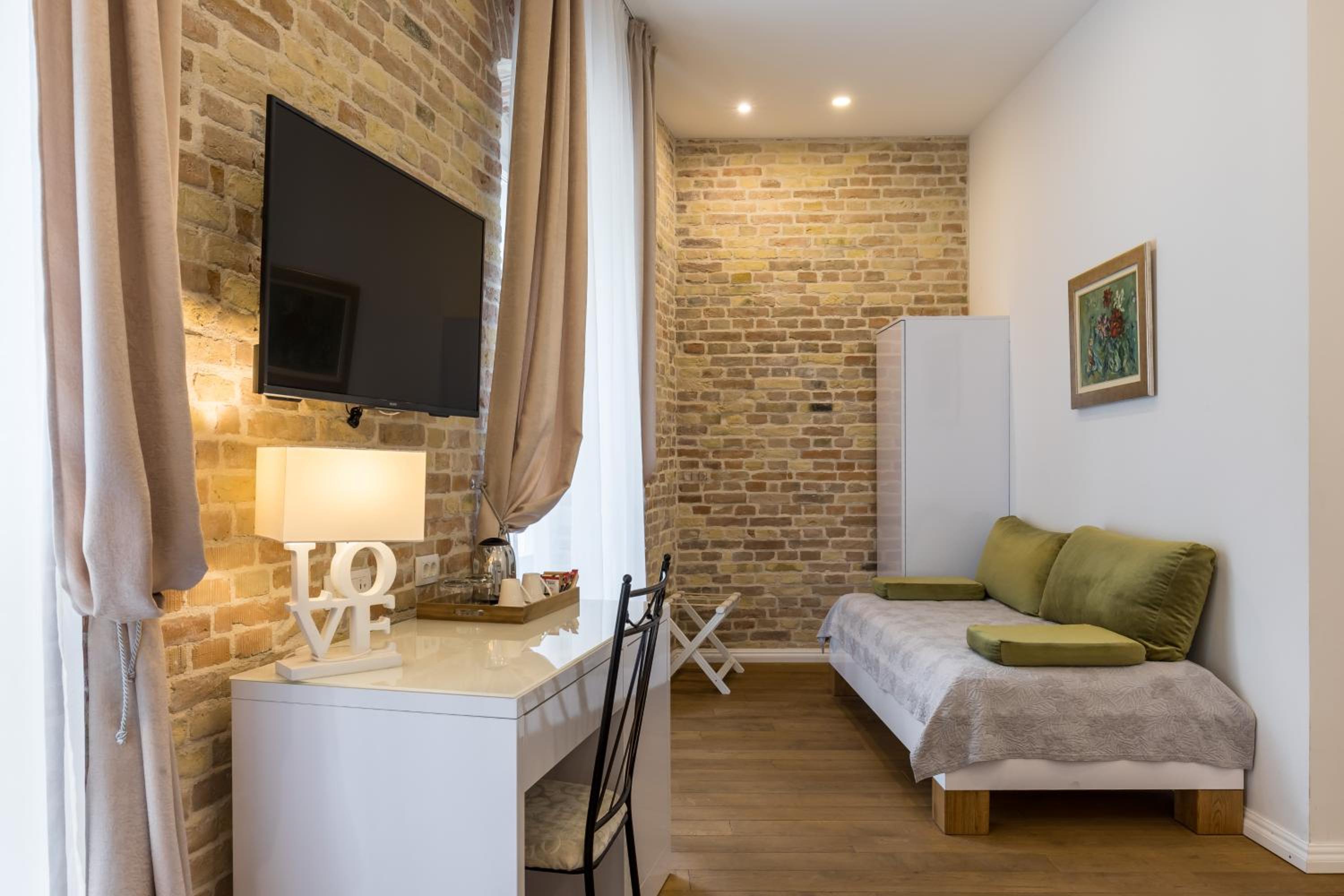 Pellegrini Luxury Rooms photo 66 of 76