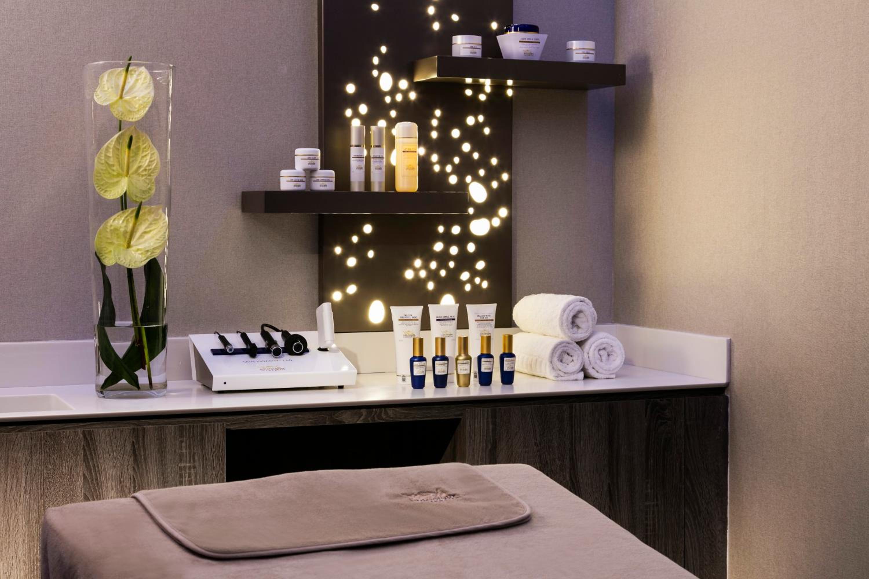 Deauville Vacations - Hotel Barriere L'Hotel du Golf - Property Image 43