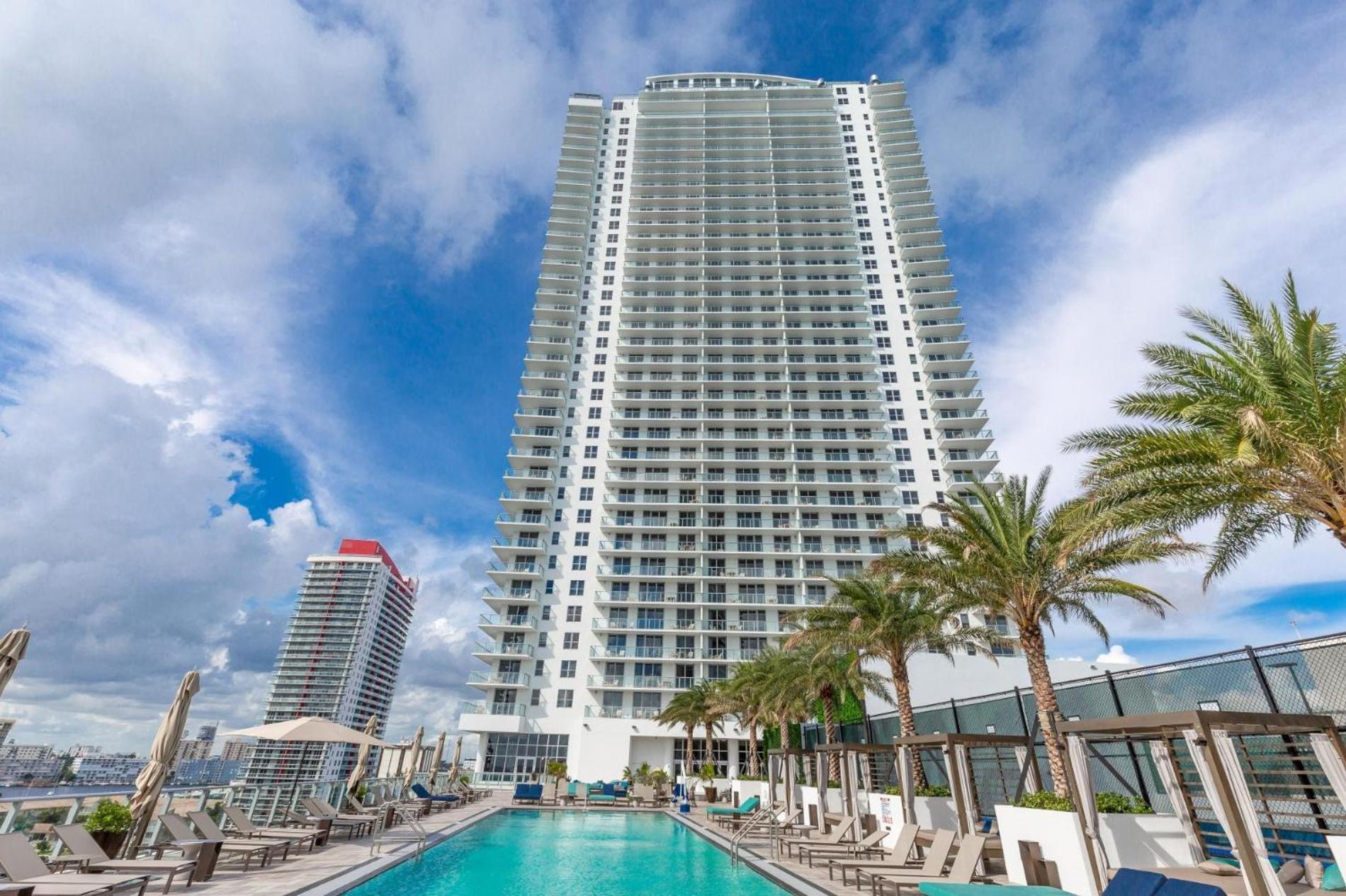 Relaxing Getaway with Intracoastal Views view 5