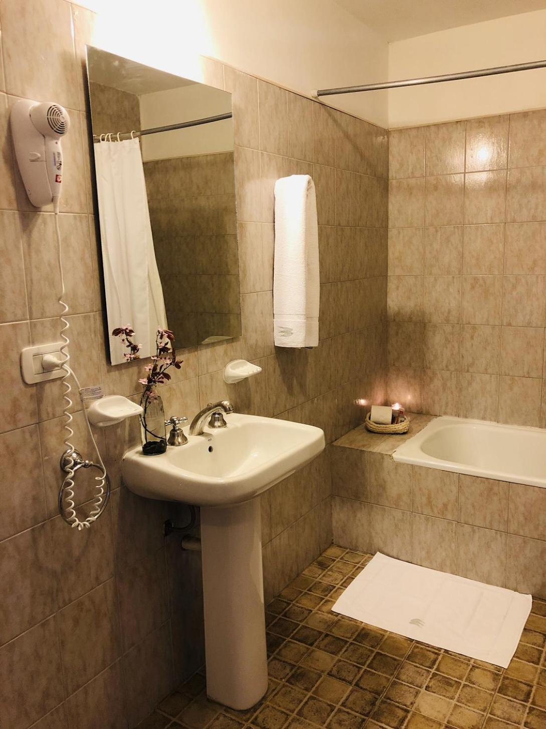 Kalken Hotel by MH