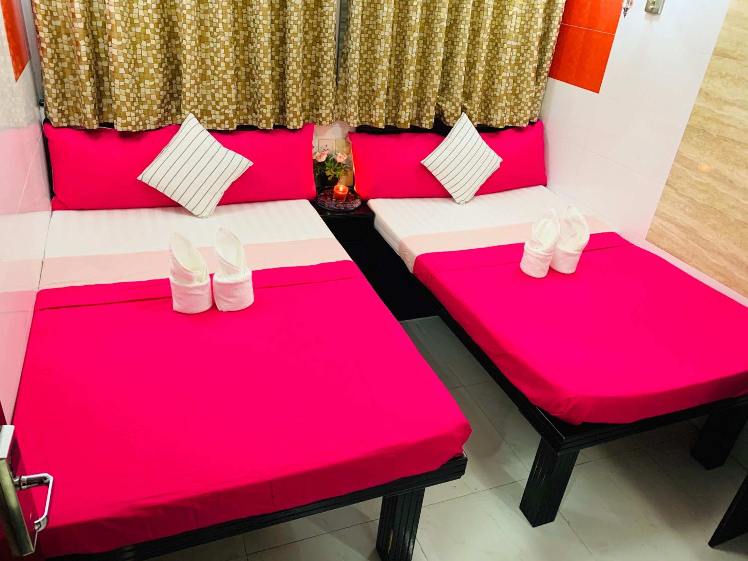 Manila Lounge