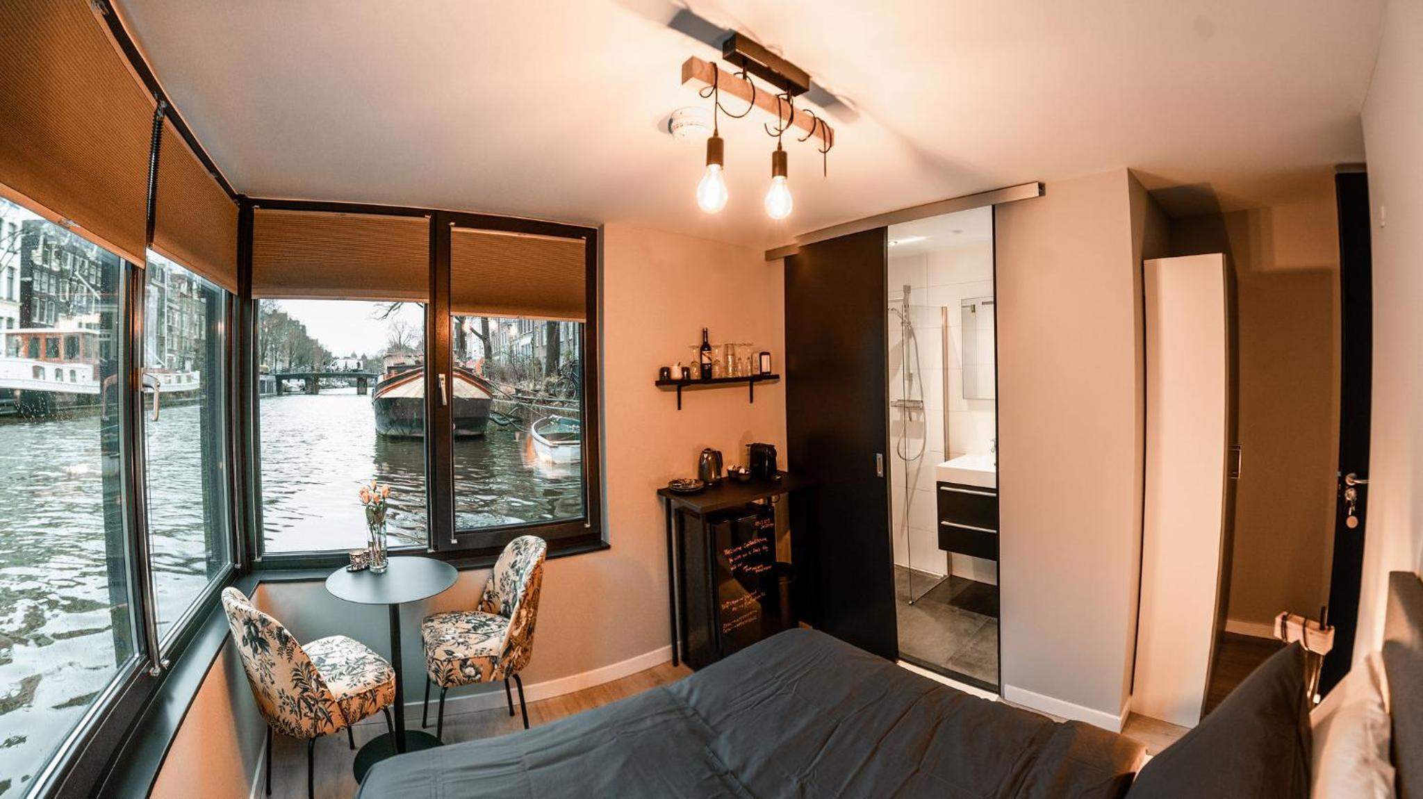 2 Houseboat Suites Amsterdam Prinsengracht
