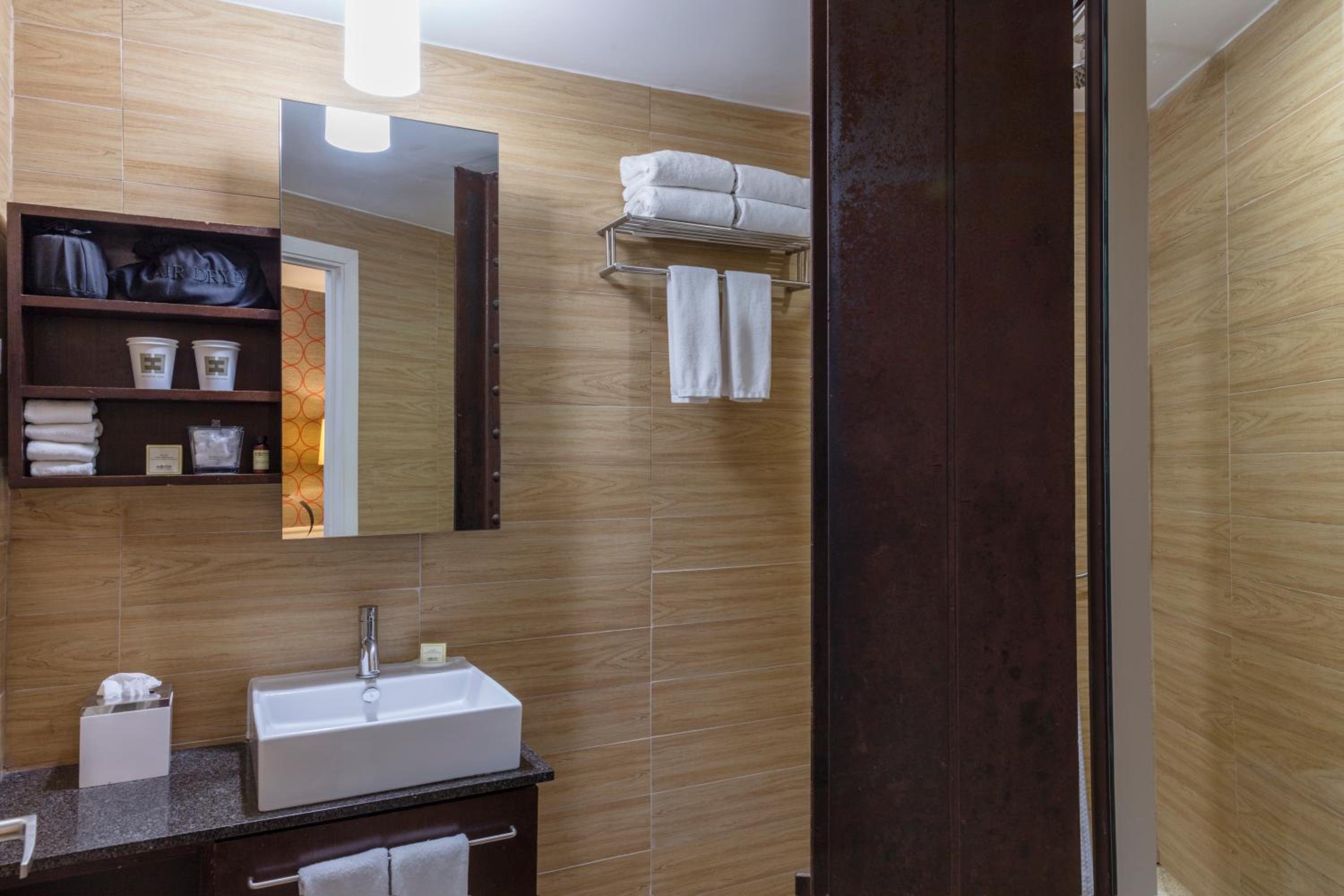 Empire Hotel 15