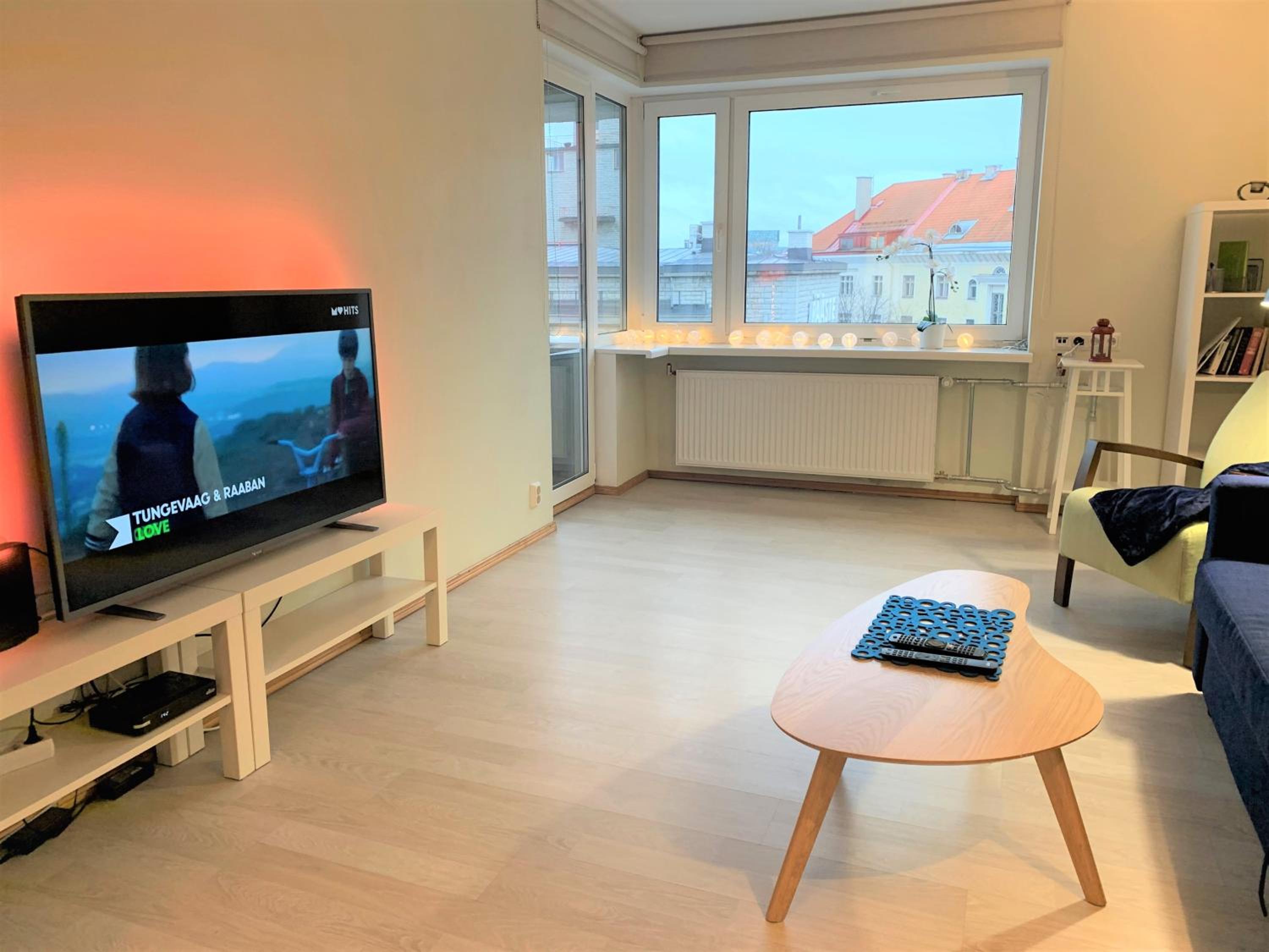 City center Raua apartment with balcony view 3