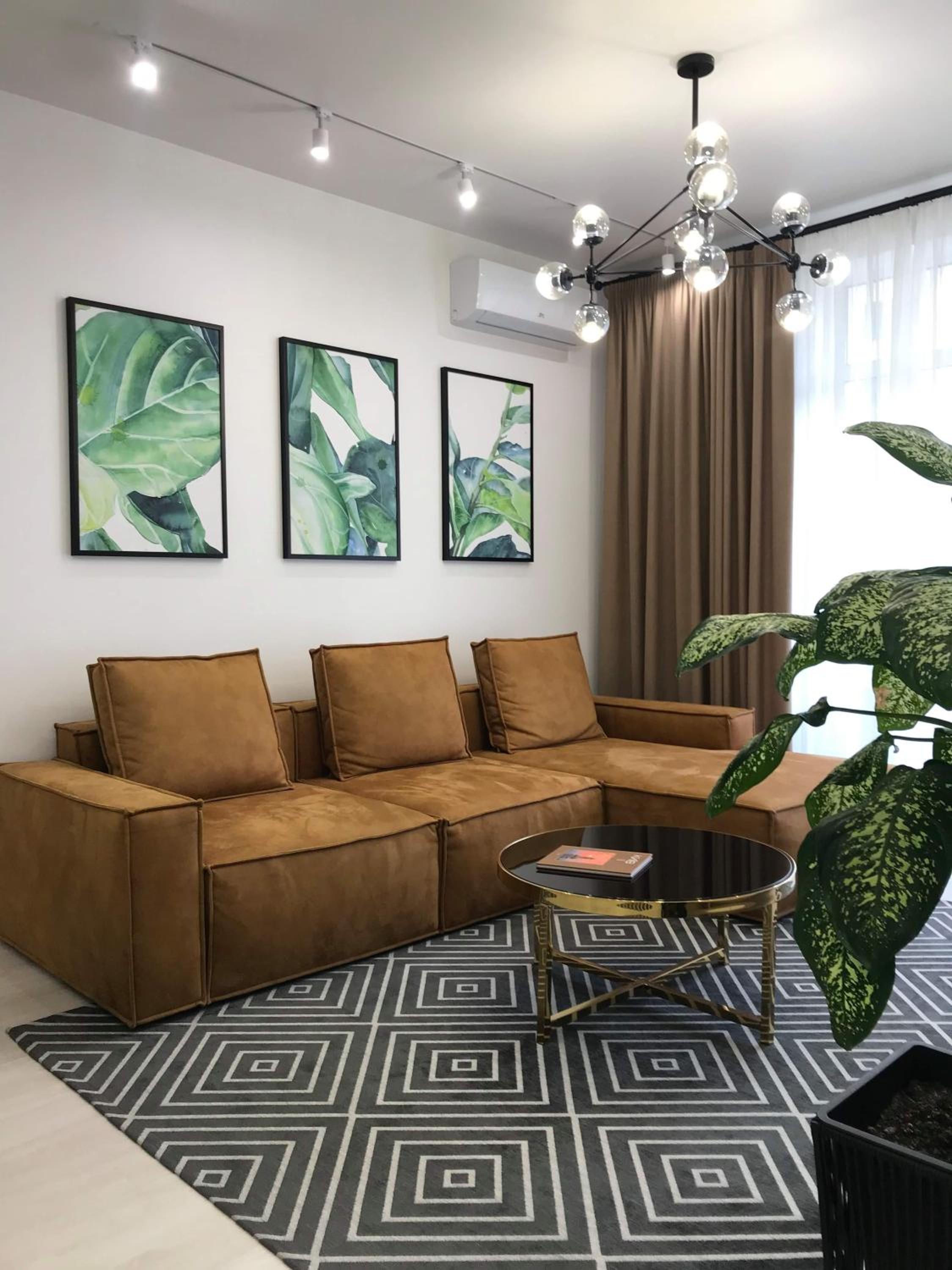 *Luxury apartment in the city center* view 4