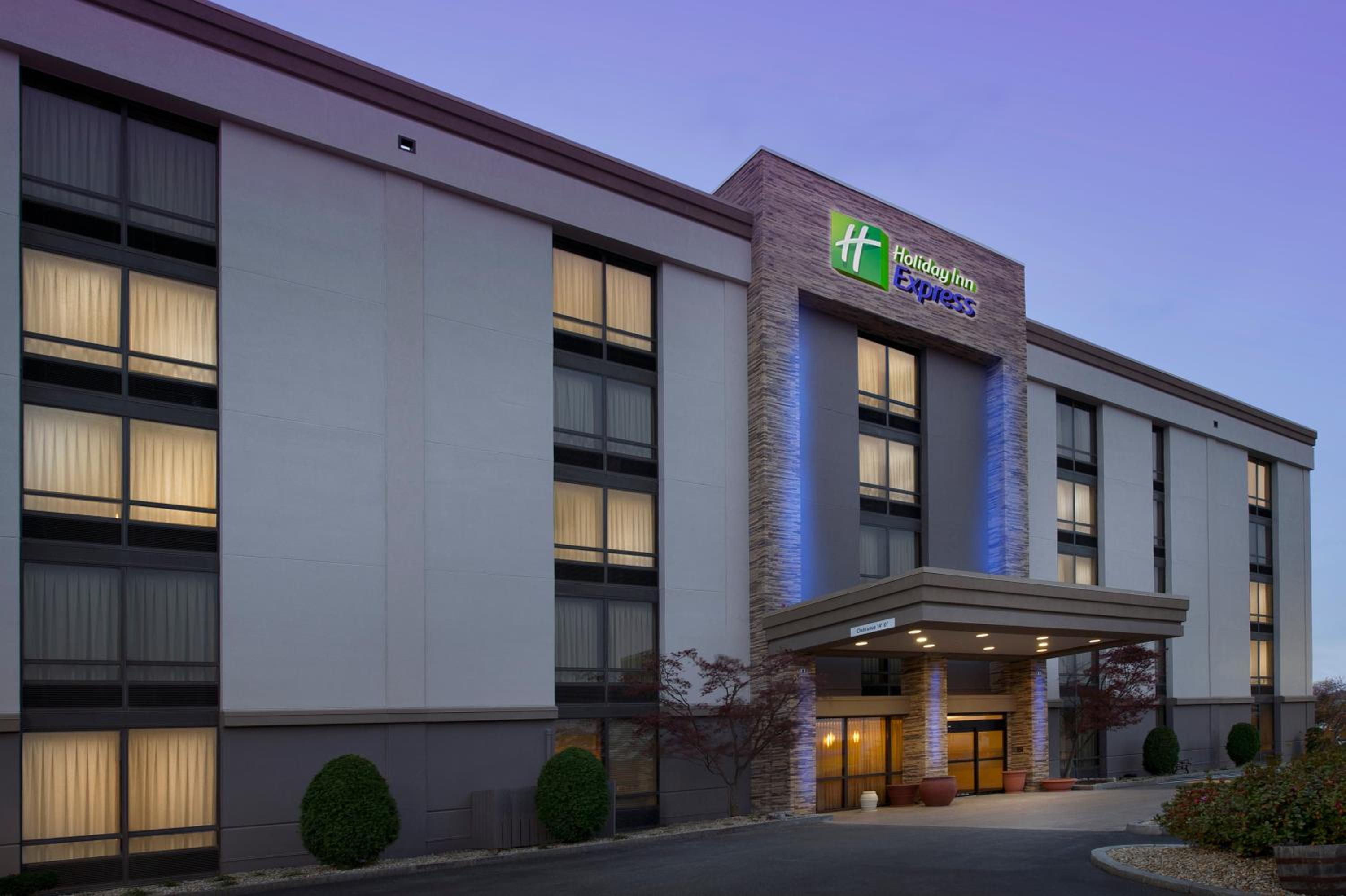 Hotel Holiday Inn Express Boston North-woburn By Ihg