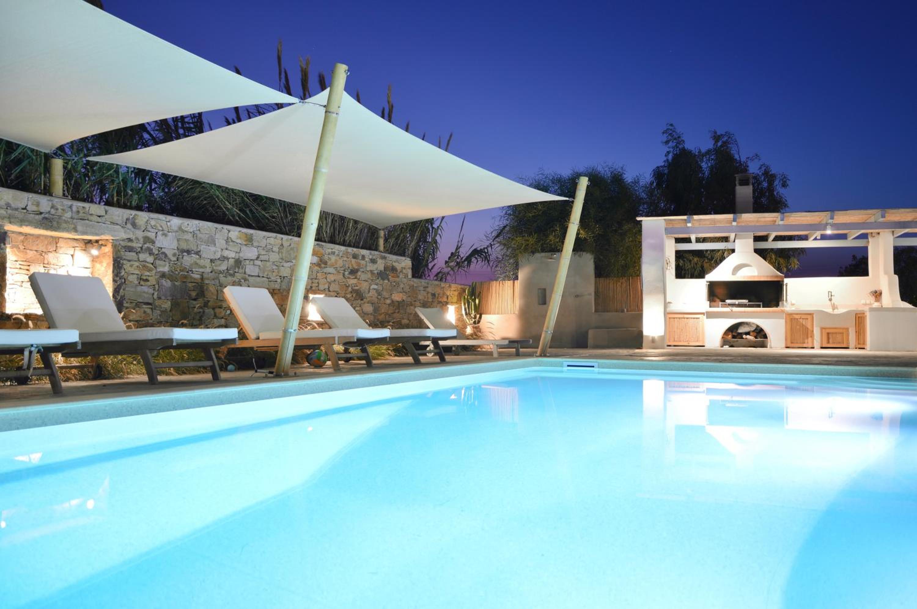 Seaside Naxos • Holiday Villas