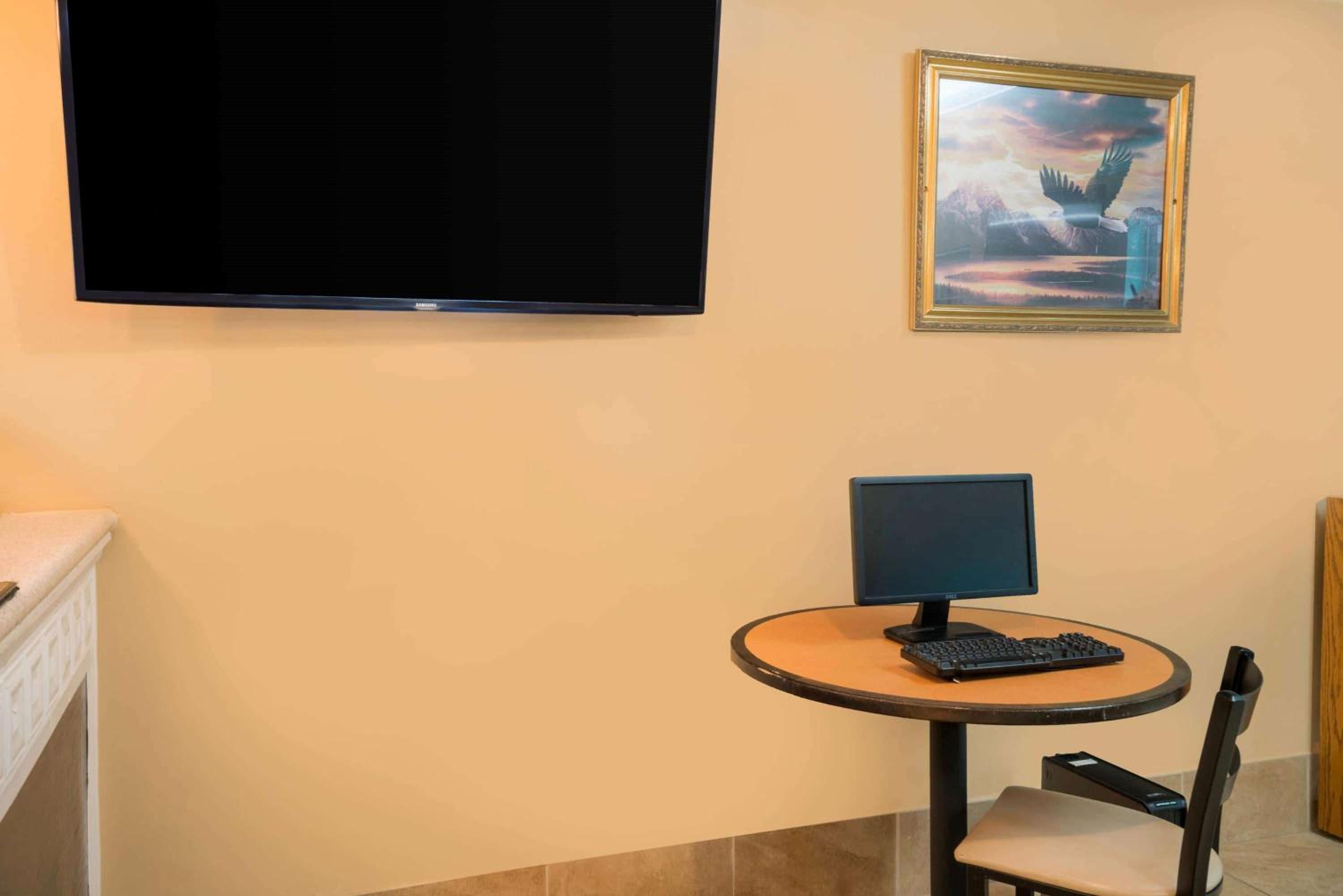 Travelodge by Wyndham Santee