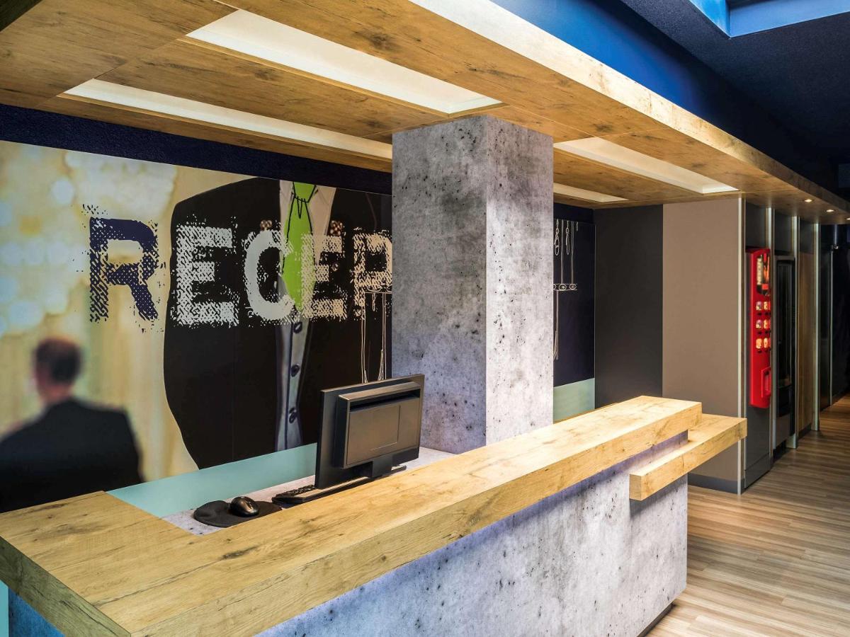 hotel reception
