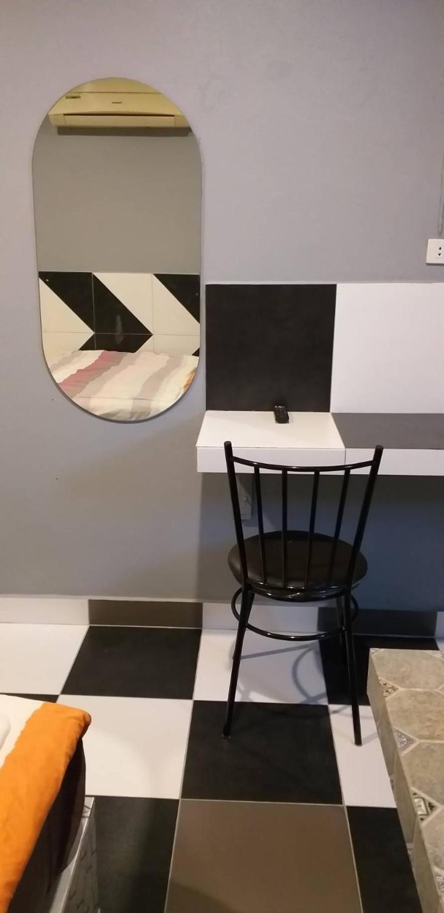 Benjamas hostels