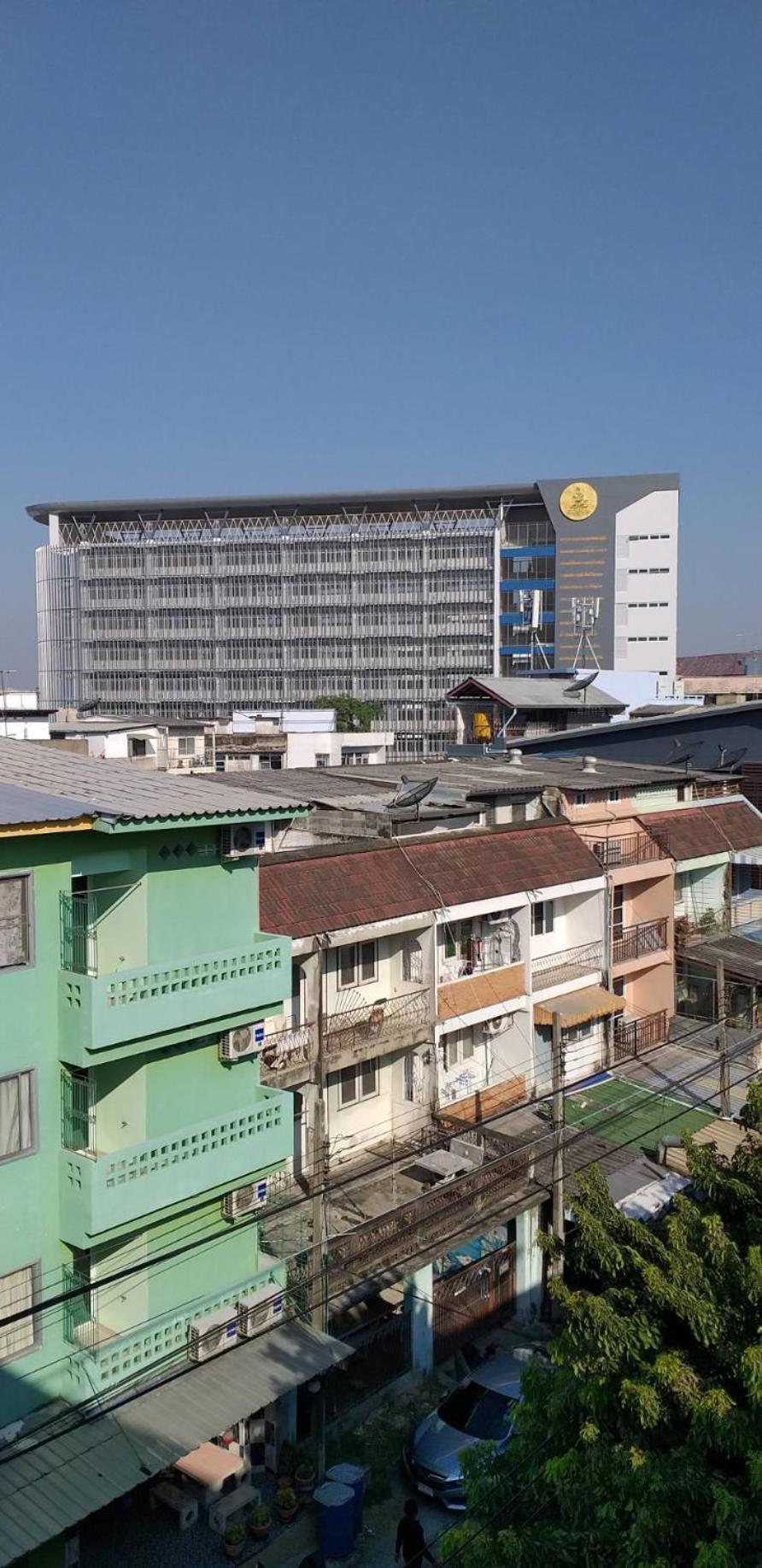 Benjamas hostels