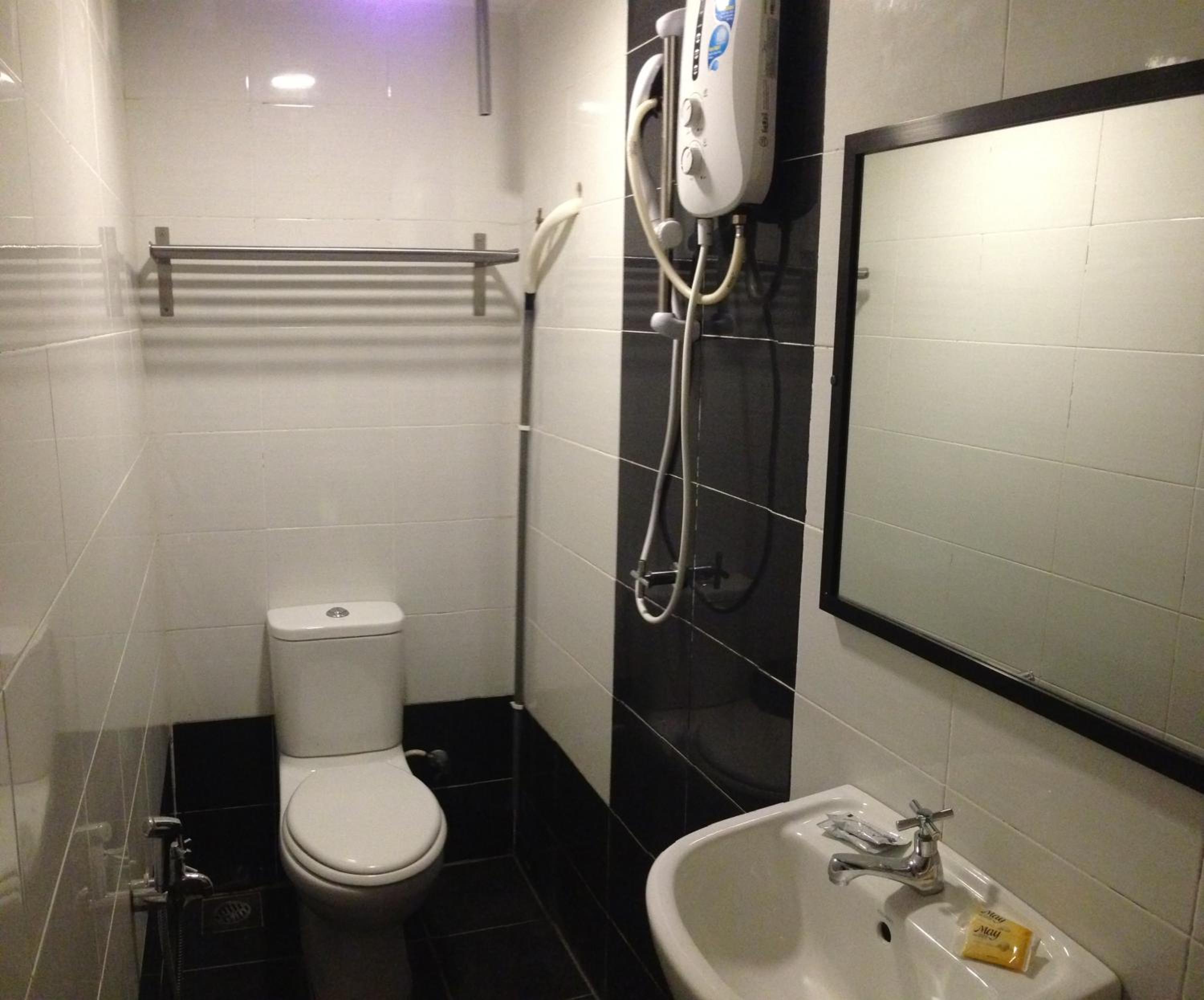 Photo 10
