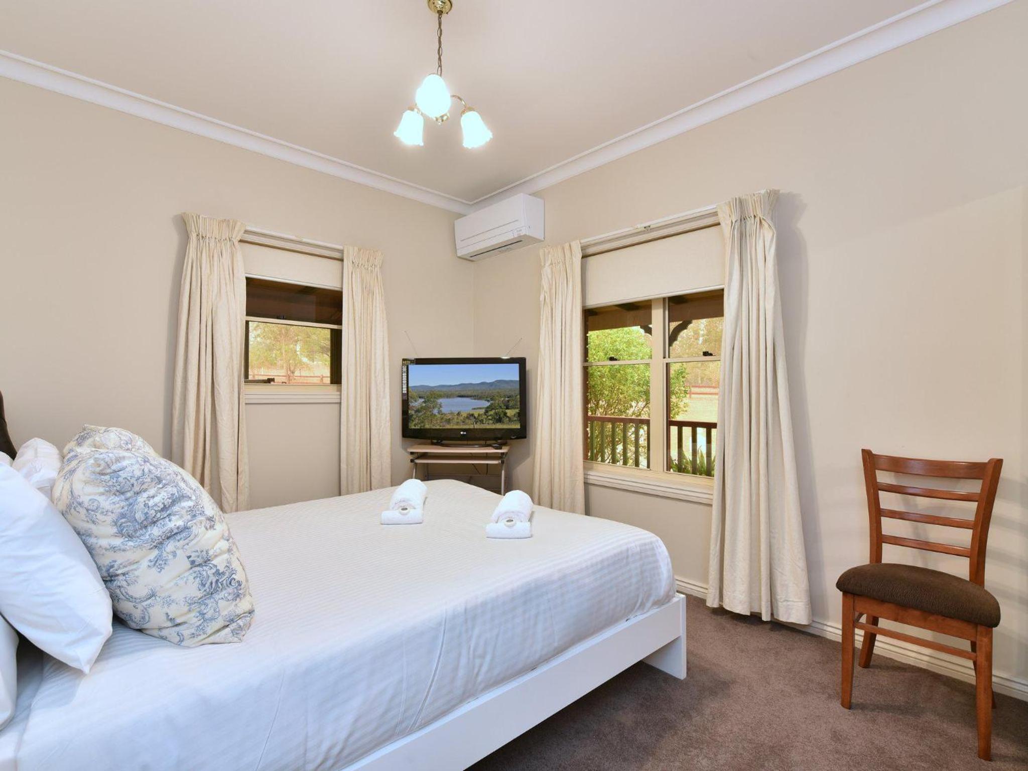 King Retreat Estate - close proximity to Bimbadgen and Hope Estate concerts