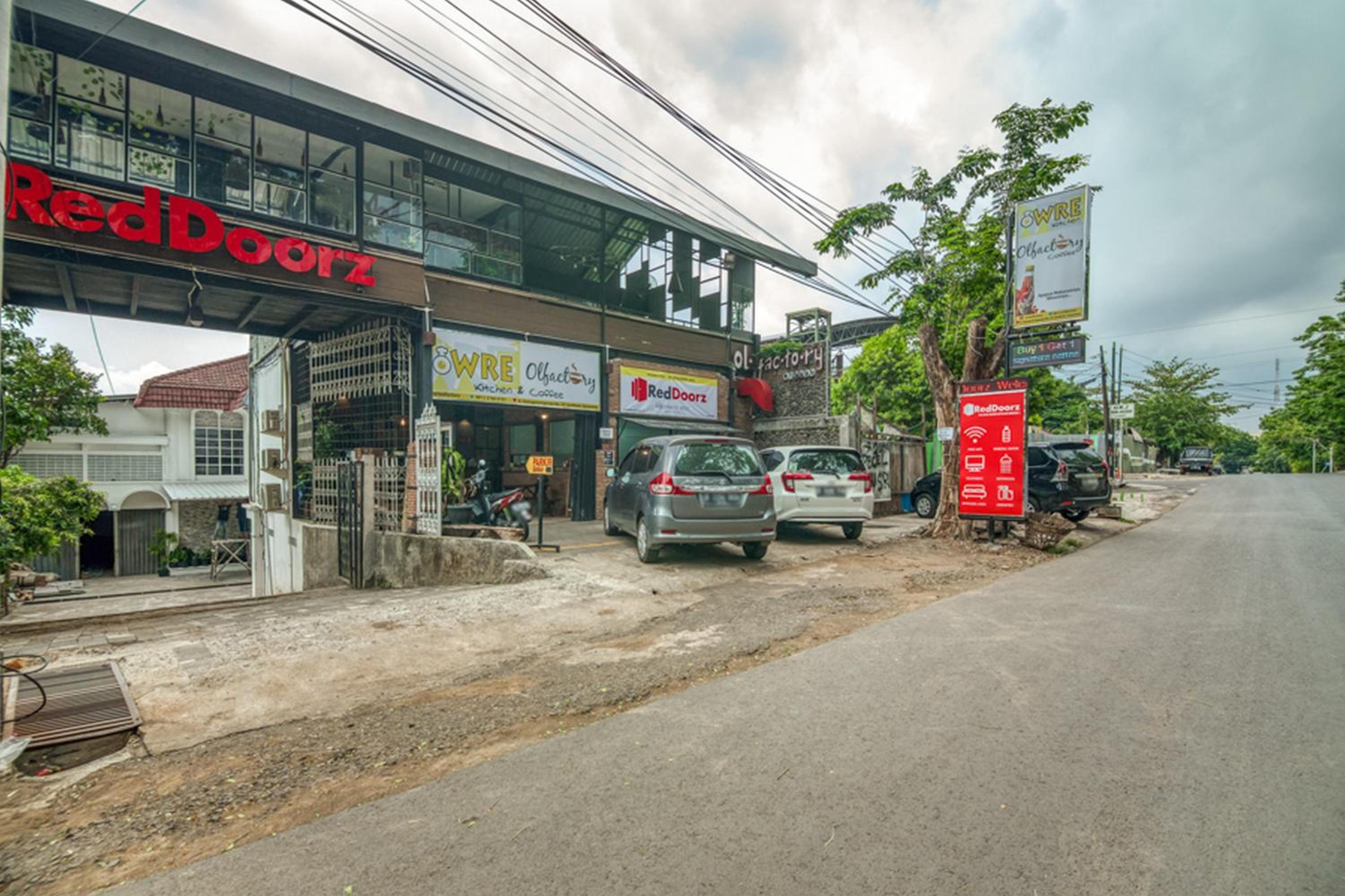 RedDoorz Plus near Akademi Kepolisian Semarang 3 view 4