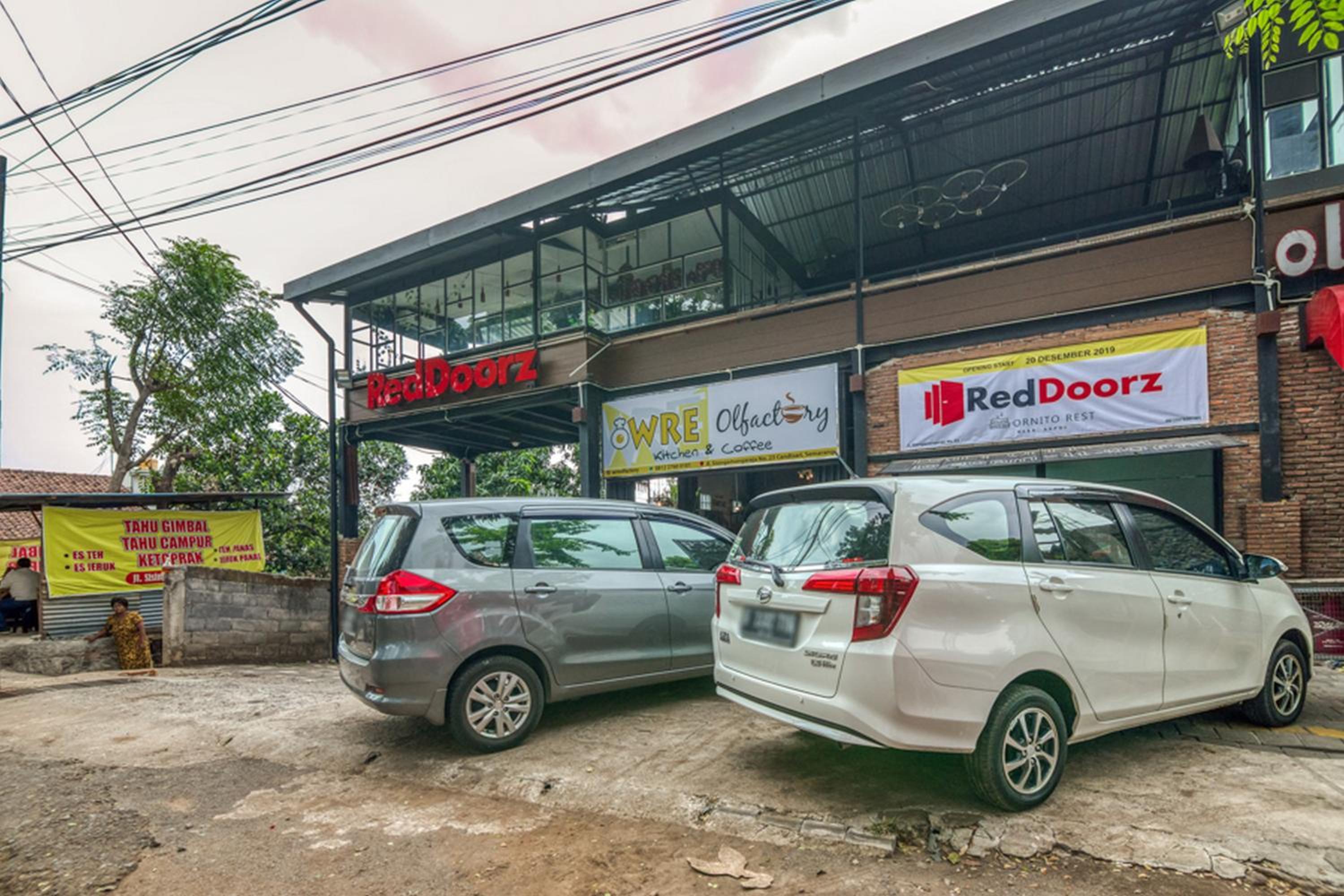 RedDoorz Plus near Akademi Kepolisian Semarang 3 view 3
