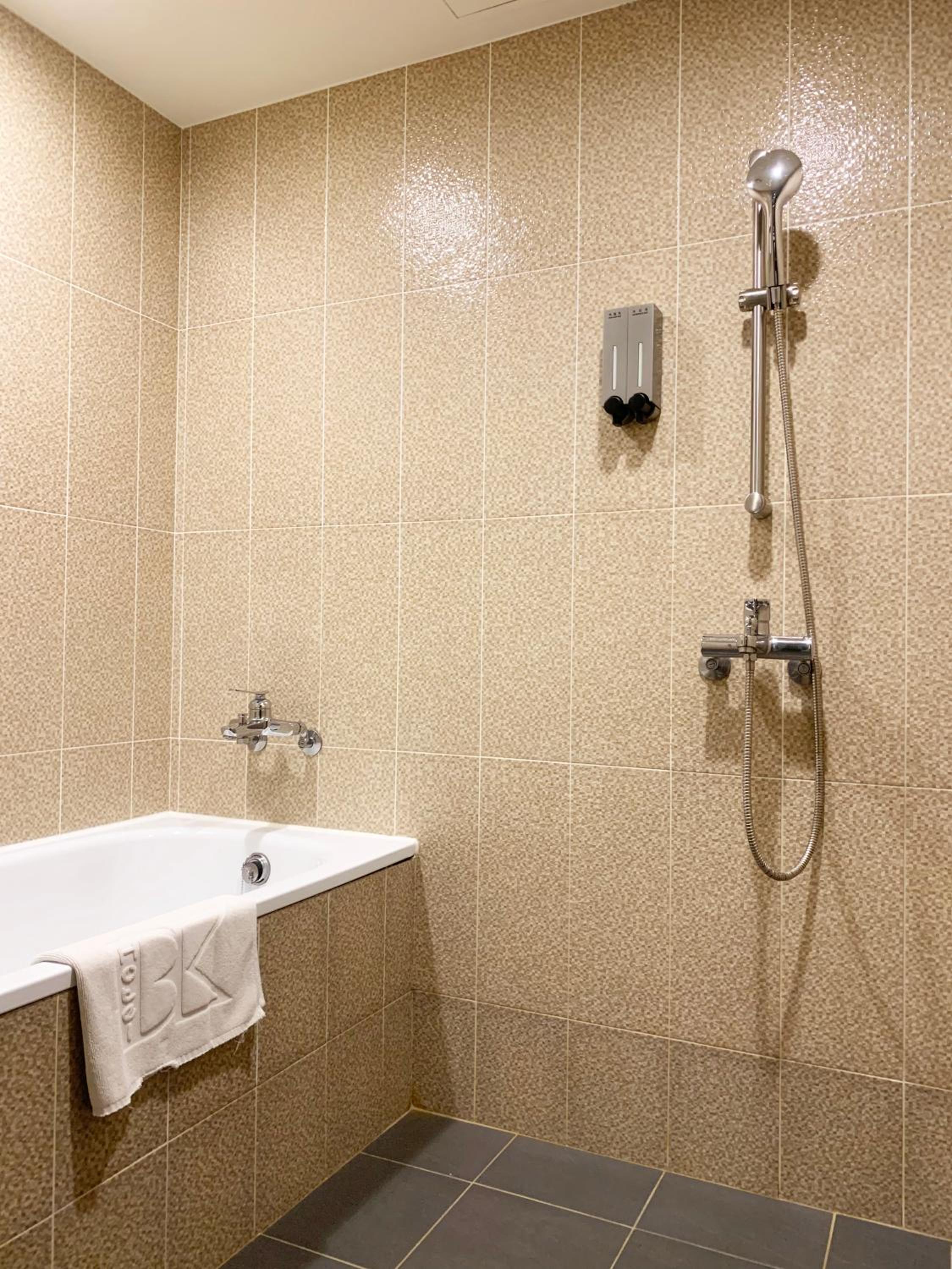 Wholesome Hotel