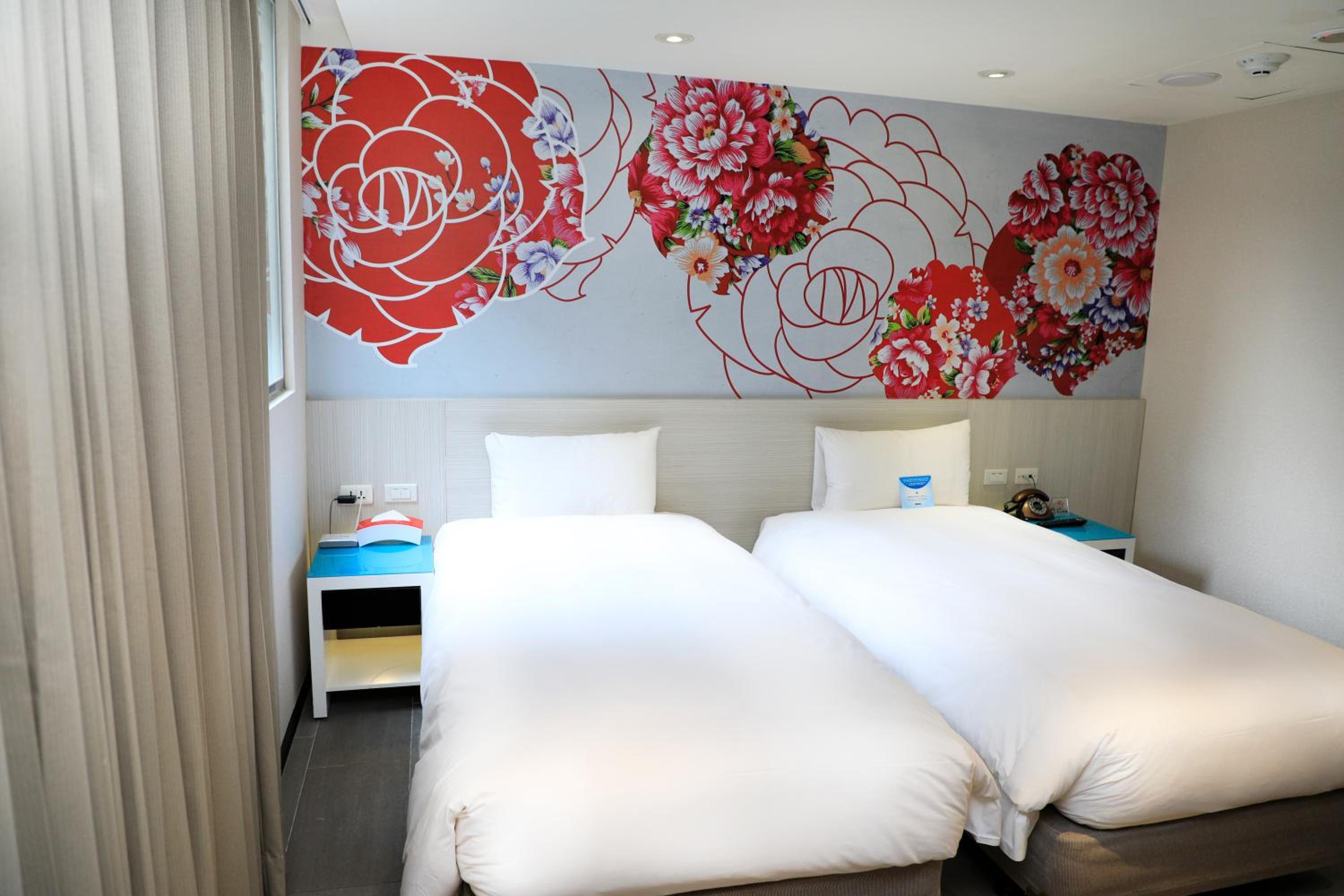 Wholesome Hotel