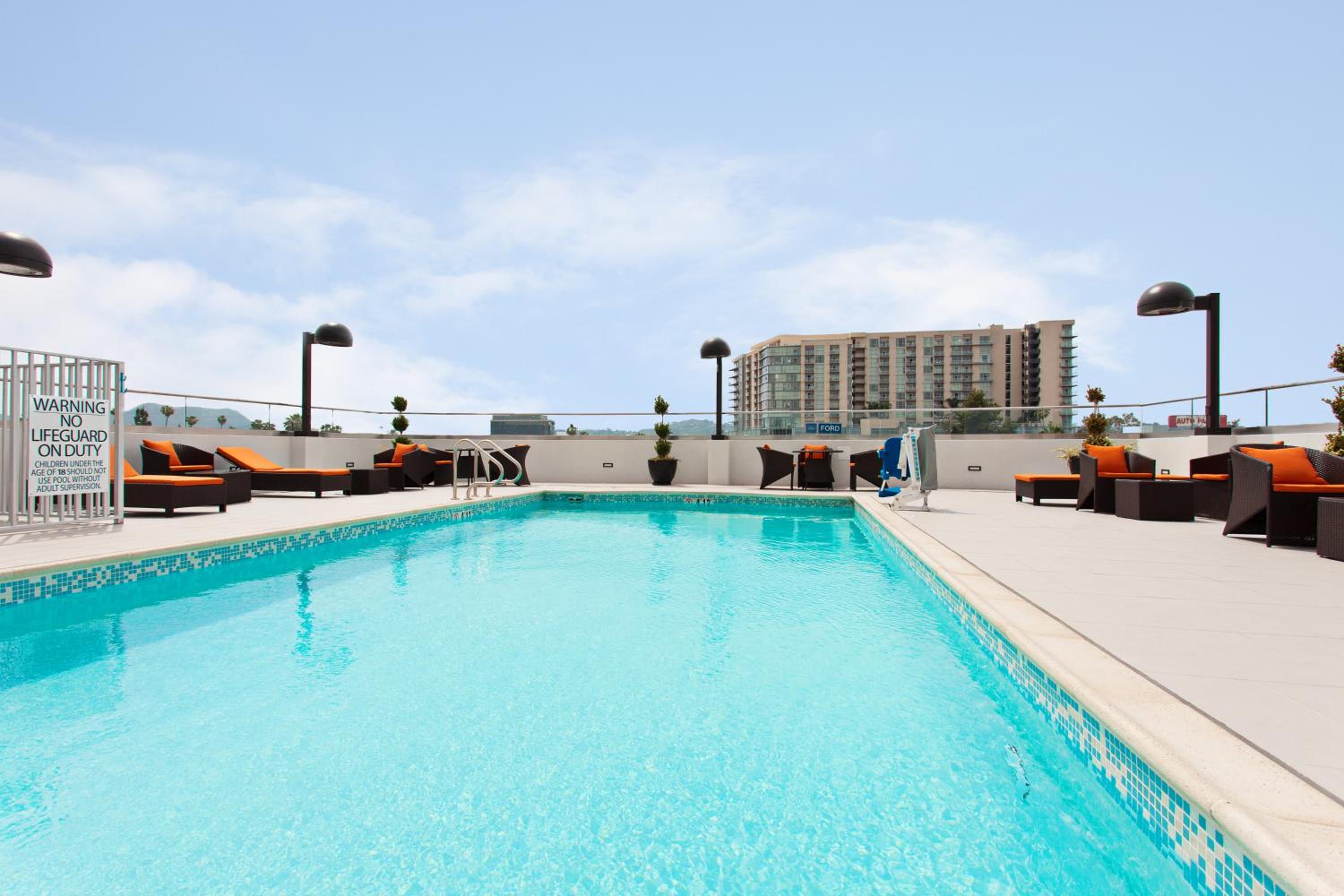 North Hollywood Vacations - Holiday Inn Express North Hollywood - Burbank Area, an IHG Hotel - Property Image 29