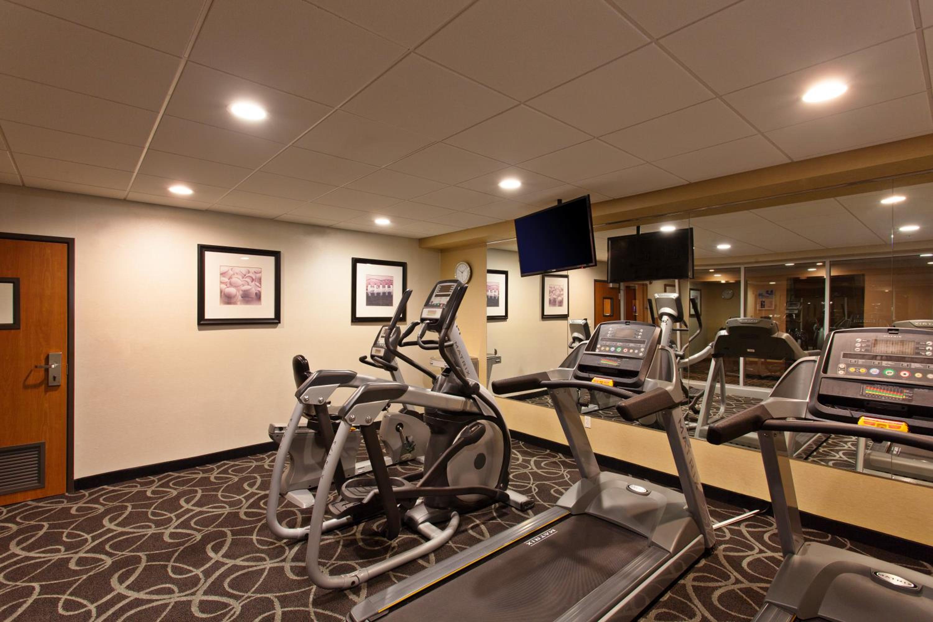 North Hollywood Vacations - Holiday Inn Express North Hollywood - Burbank Area, an IHG Hotel - Property Image 35