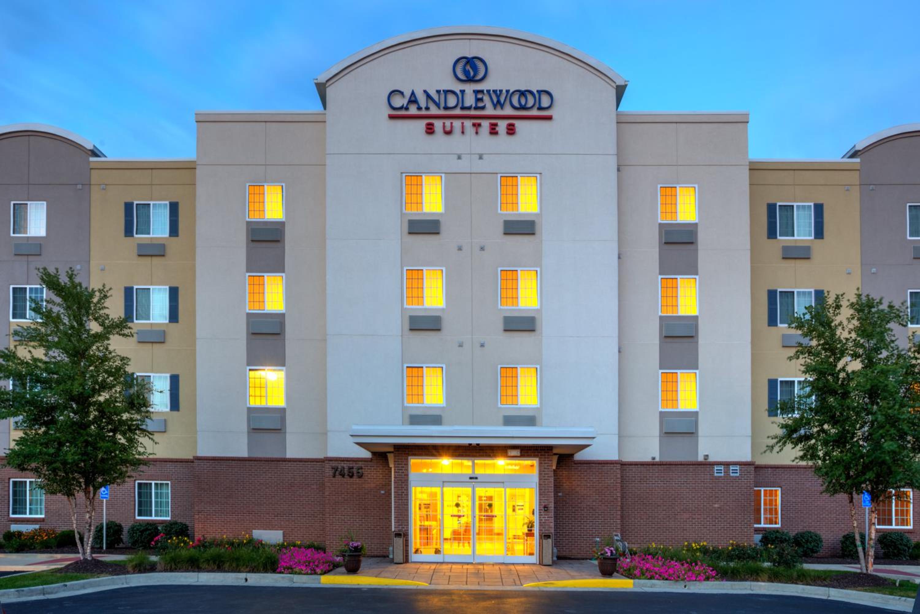 Hotel Candlewood Suites Indianapolis Northwest, an IHG Hotel - Image 1