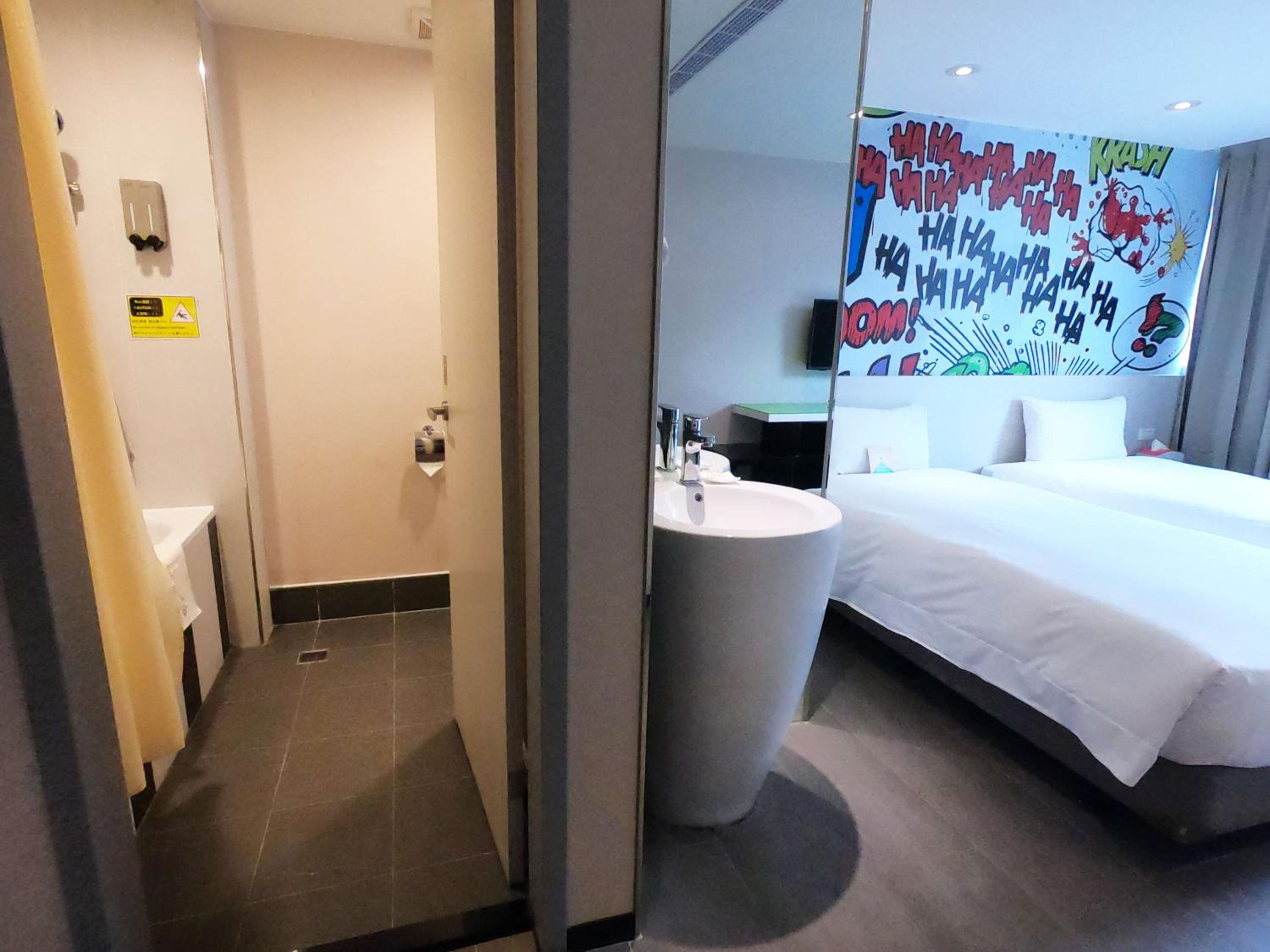 Wholesome Hotel