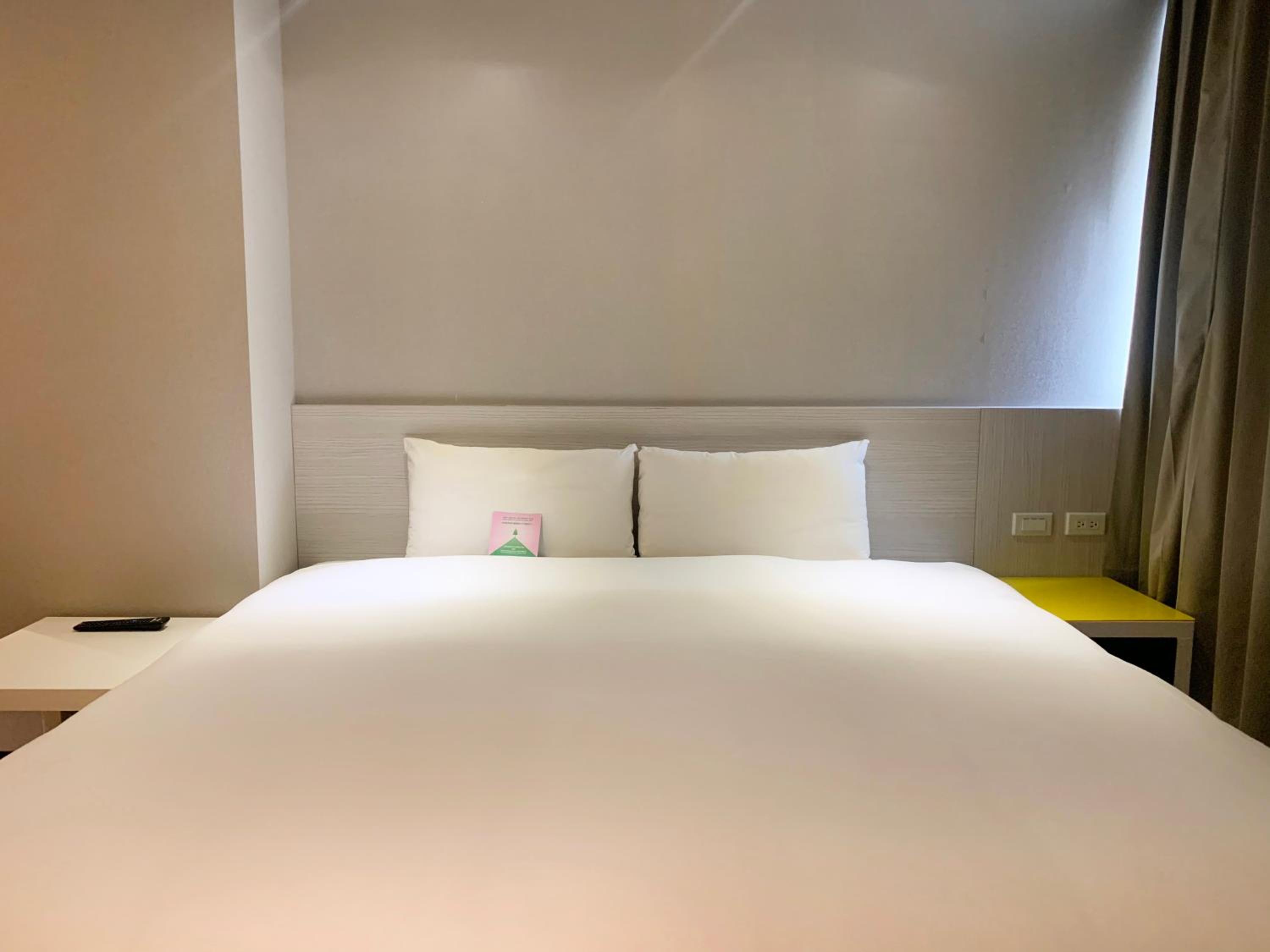Wholesome Hotel