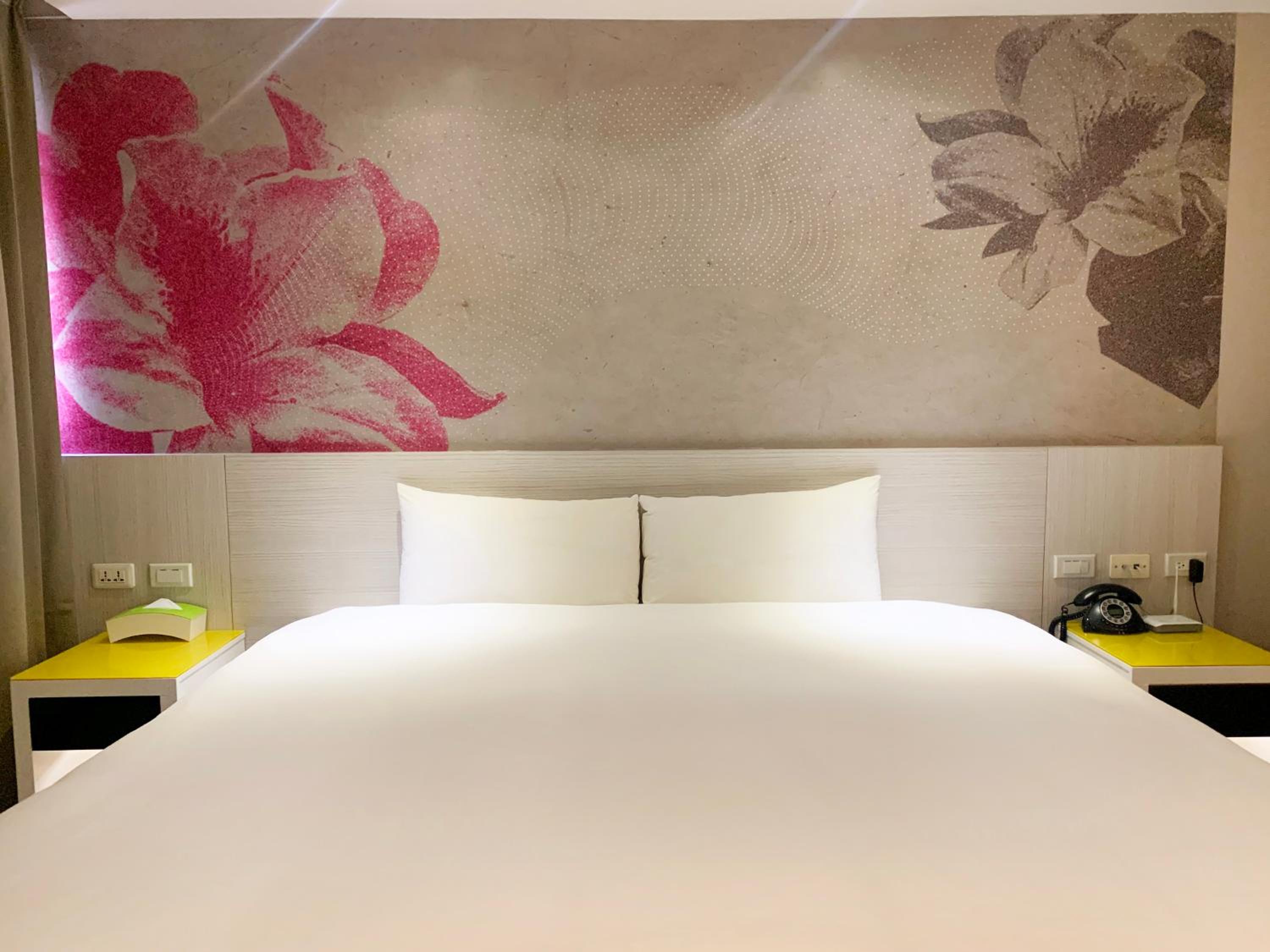 Wholesome Hotel