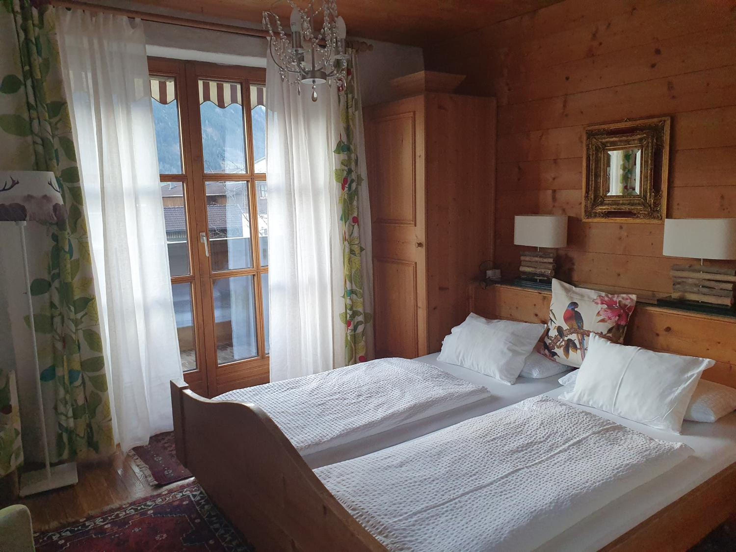 Appartement Pension Bäckenhäusl FERIENWOHNUNGEN Chalets Hütten Komfortzimmer