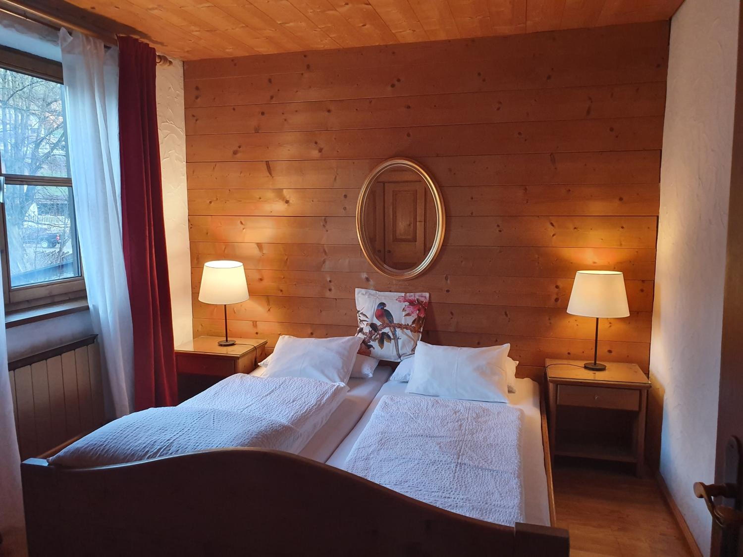 Appartement Pension Bäckenhäusl FERIENWOHNUNGEN Chalets Hütten Komfortzimmer