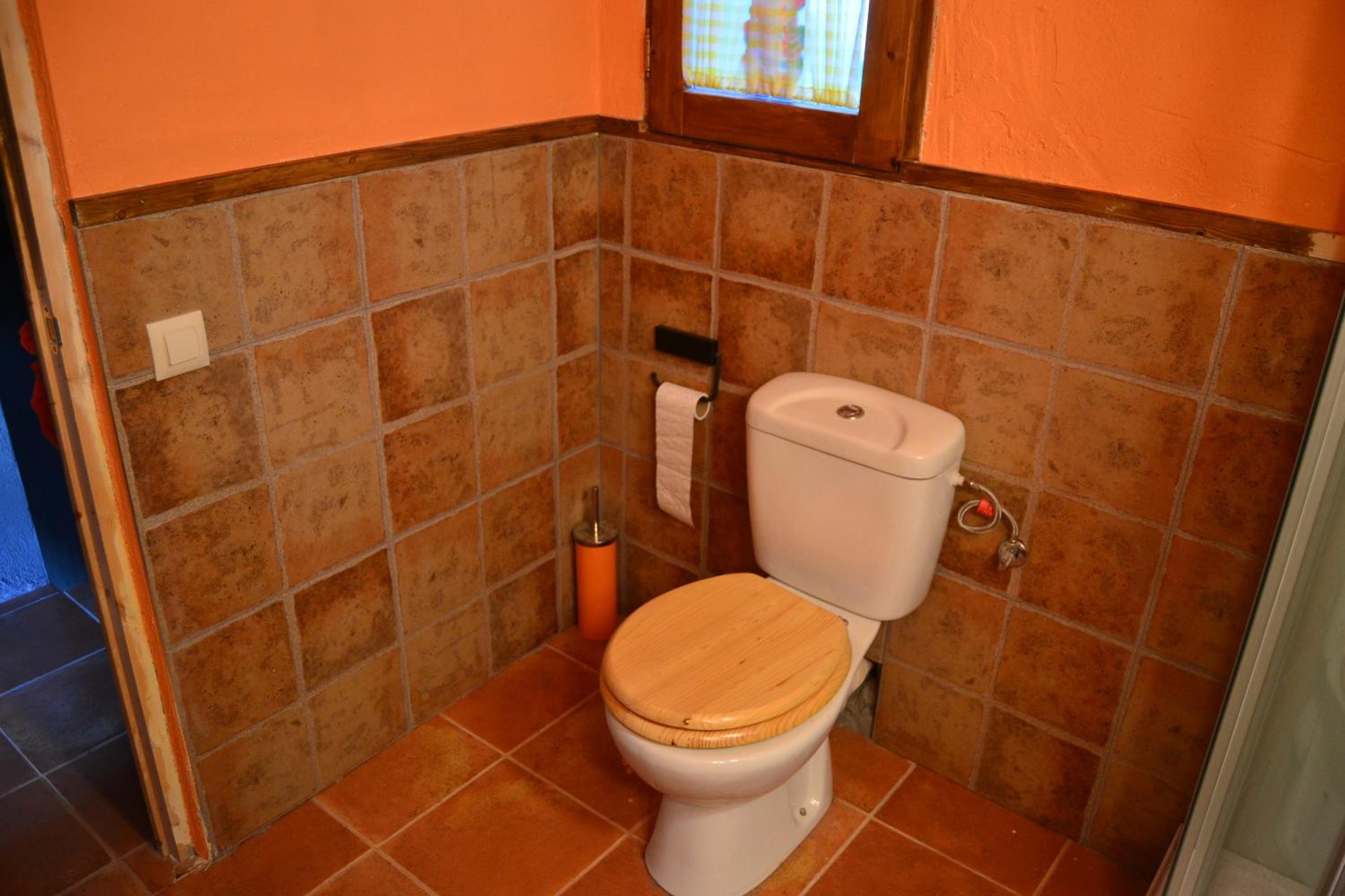 Photo 33