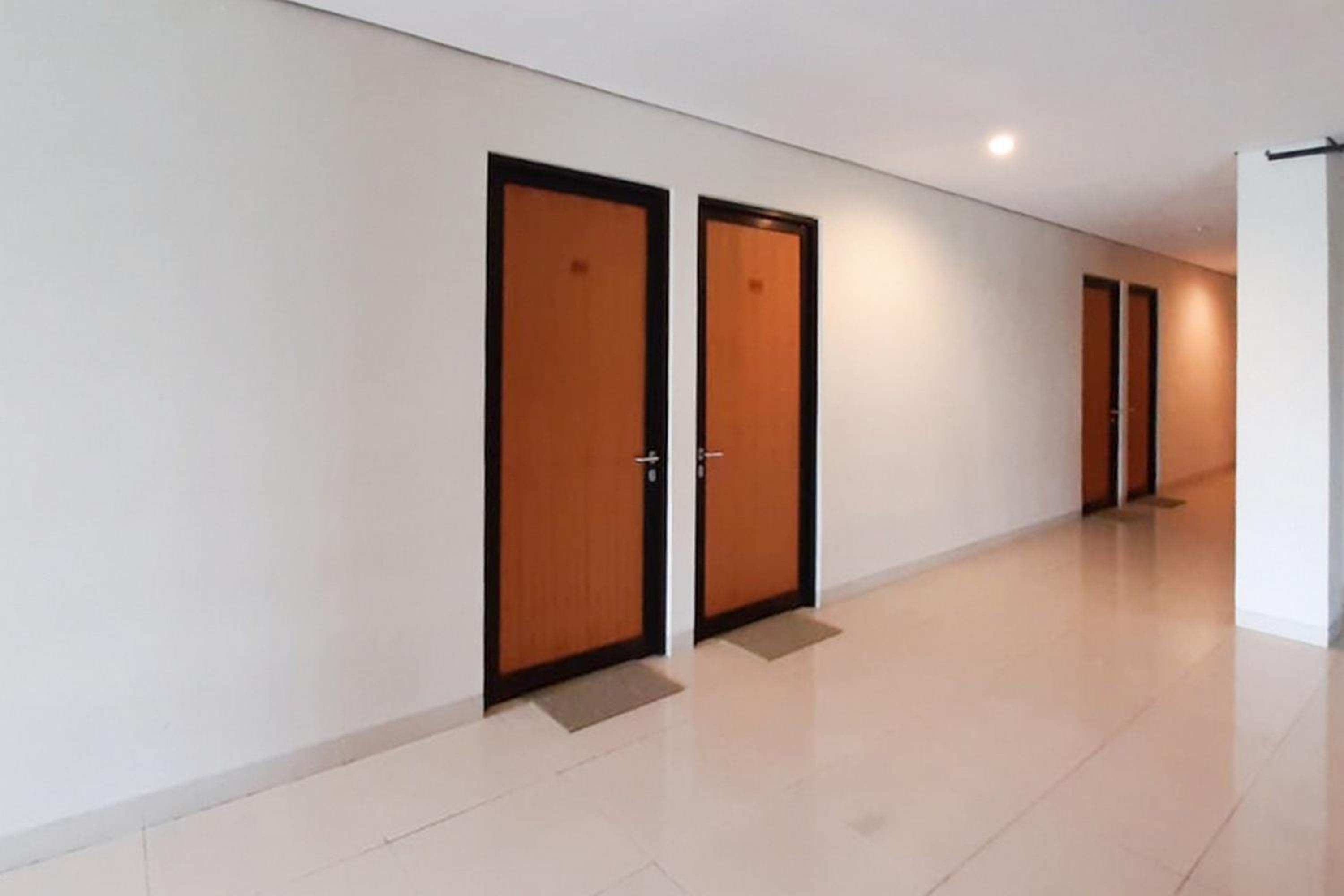RedDoorz Plus @ Bitung City Center view 3